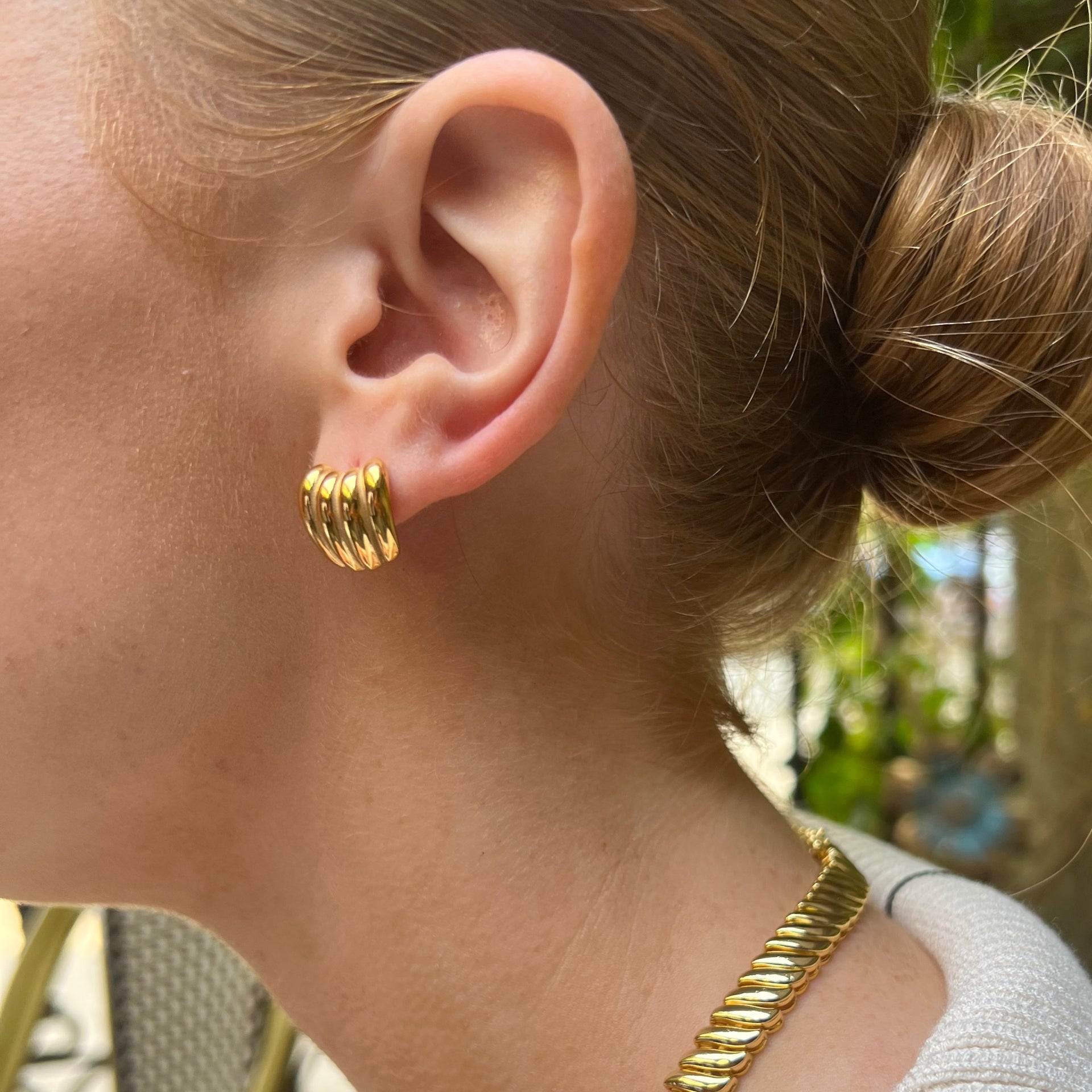 Gold Ribbed Earrings