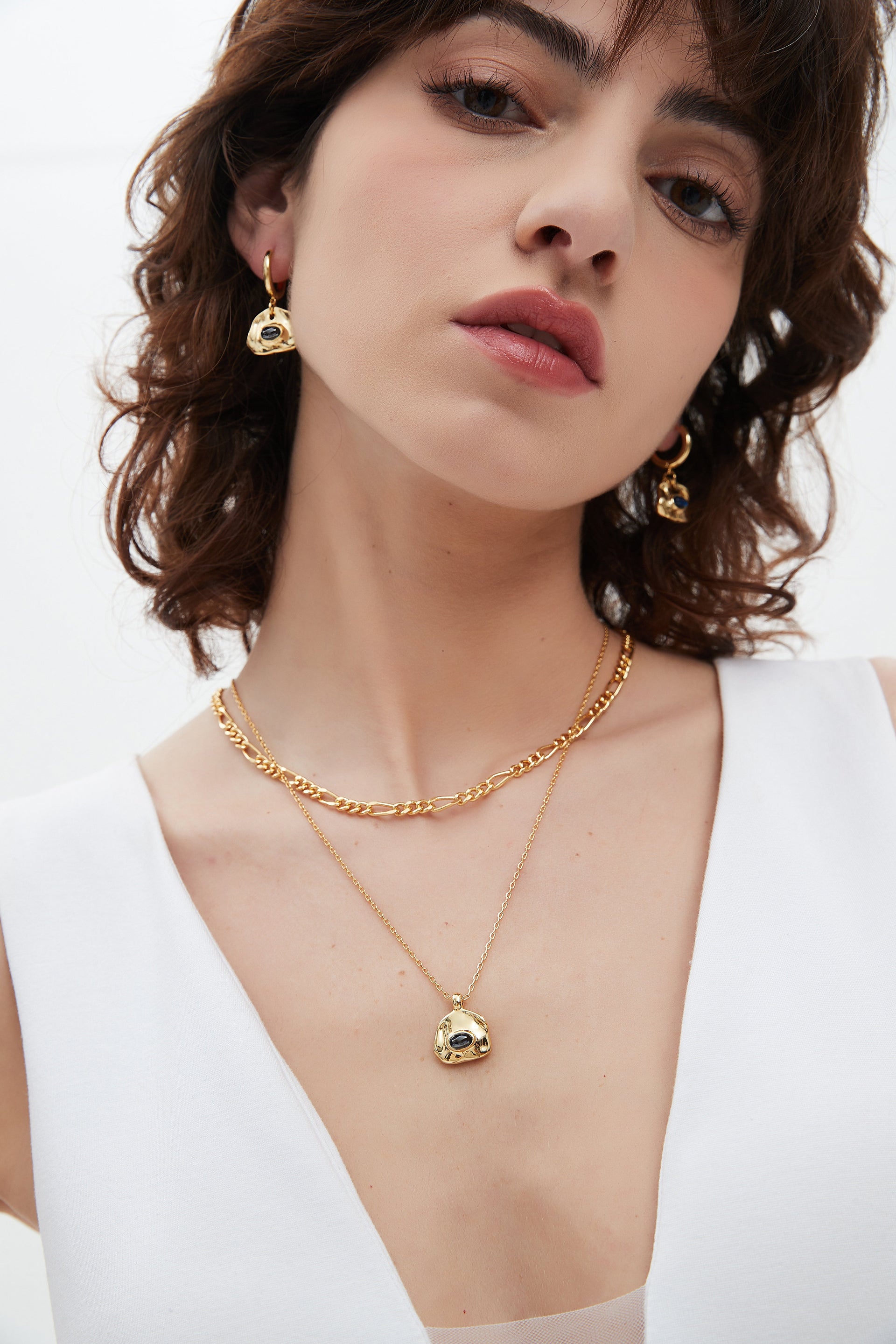 Aria Gold Gemstone Pendant Necklace Layer Set-Noir Black