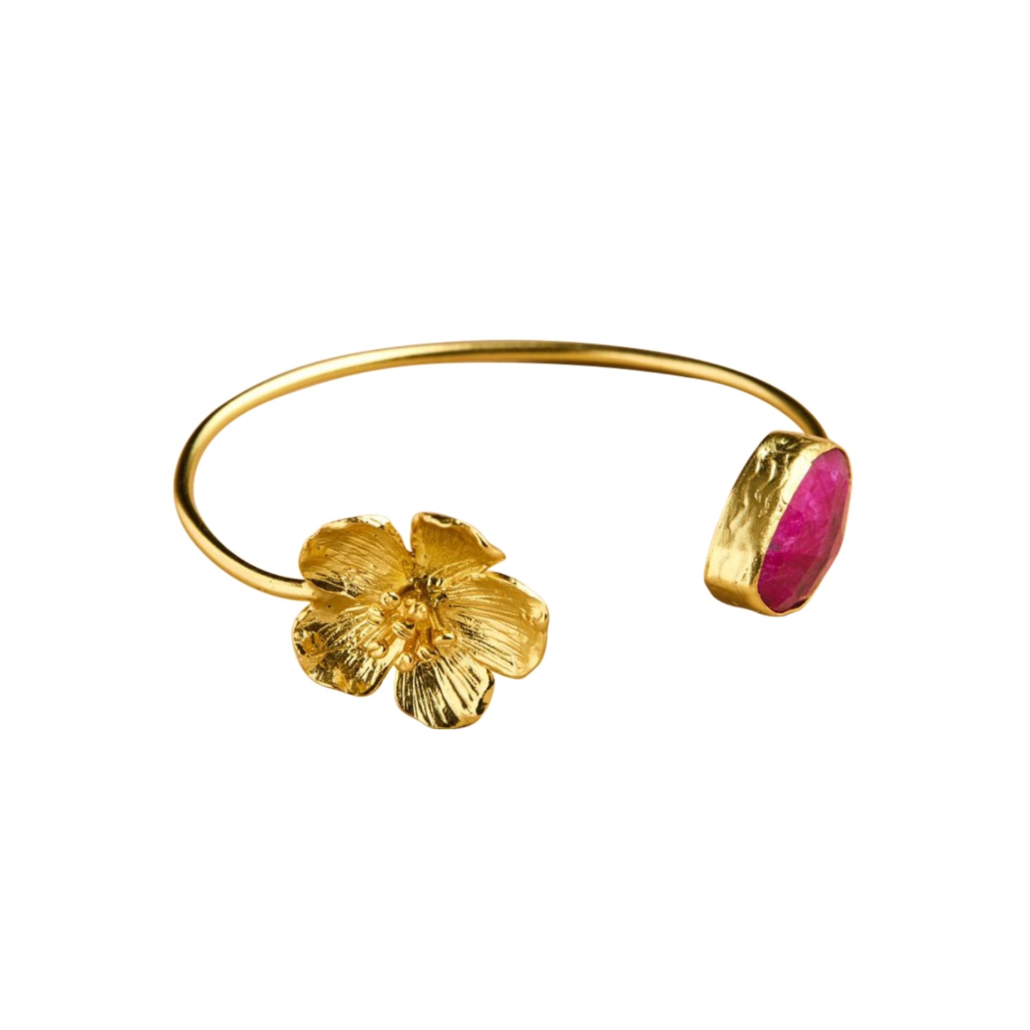 Arisa Cuff