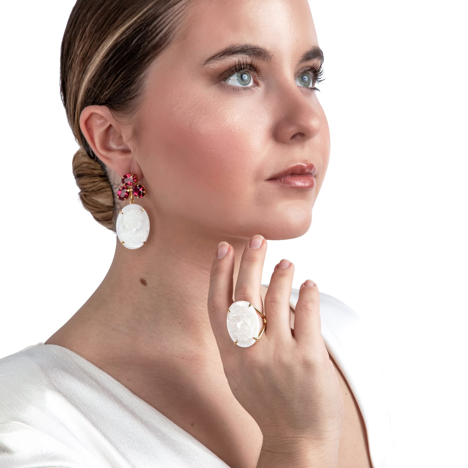 Artemisa Earrings Pierced