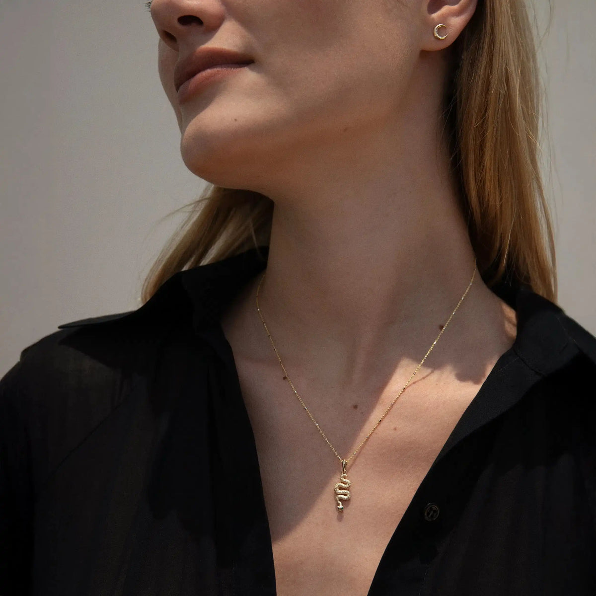 Emerald Eye Snake Necklace