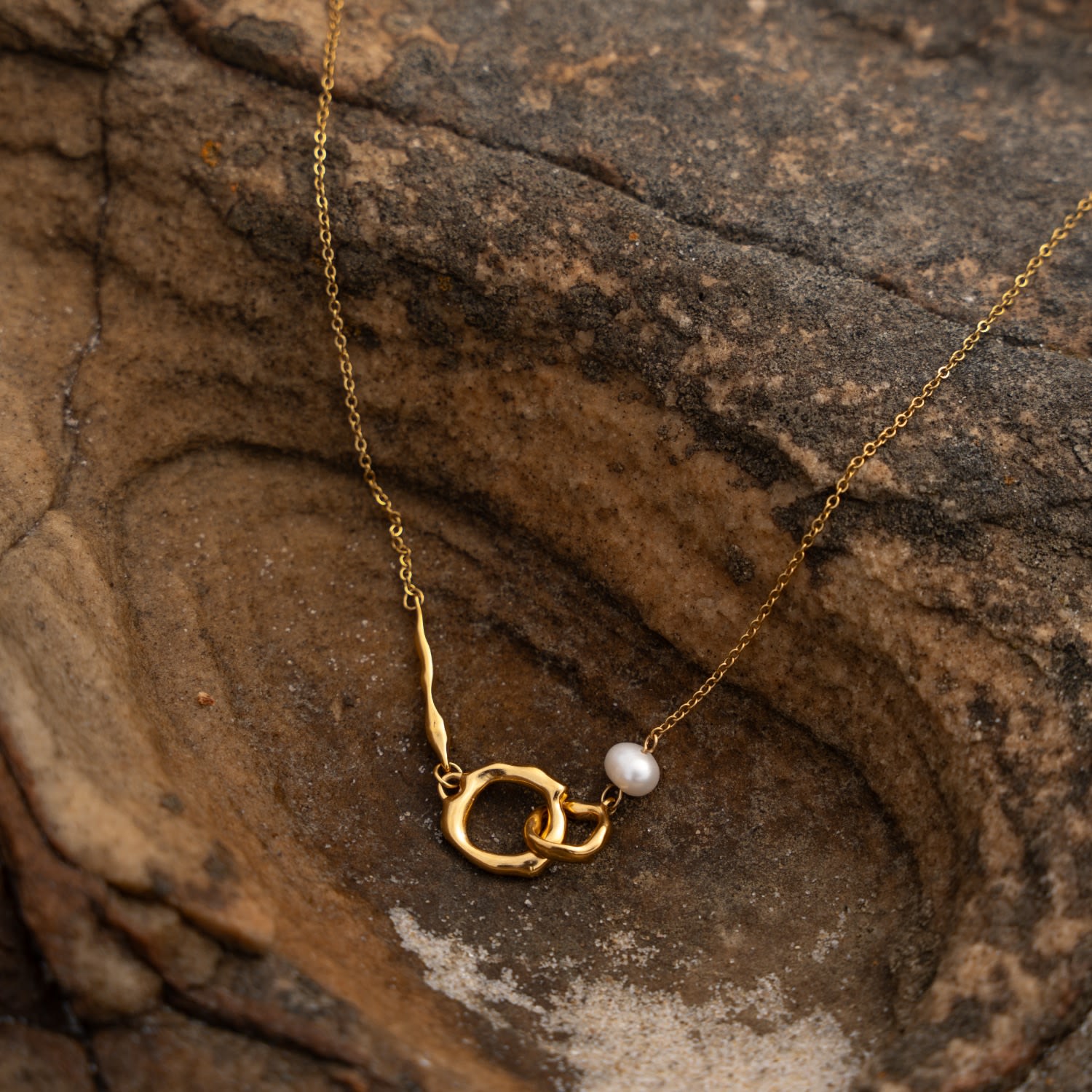 Aya Pearl Gold Pendant Necklace