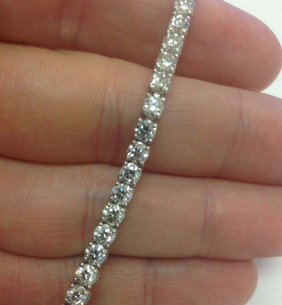 9 ct Round Lab-Created Diamond Tennis Bracelet 14K White Gold 7'
