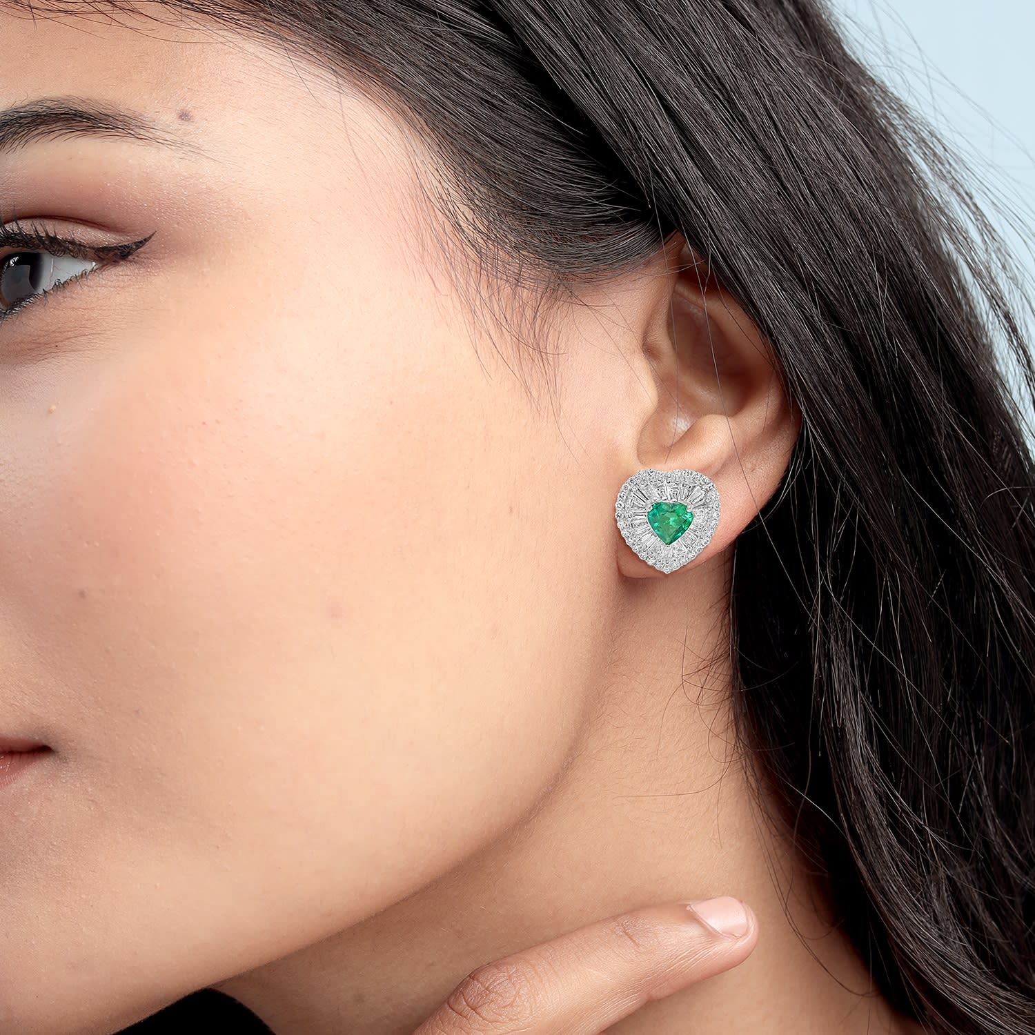Baguette Cut Diamond & Emerald Heart Stud Earrings In White Gold