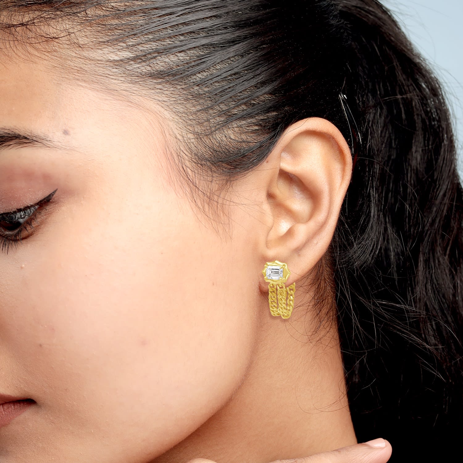Baguette Diamond Chain Ear Thread Earrings In Yellow Gold