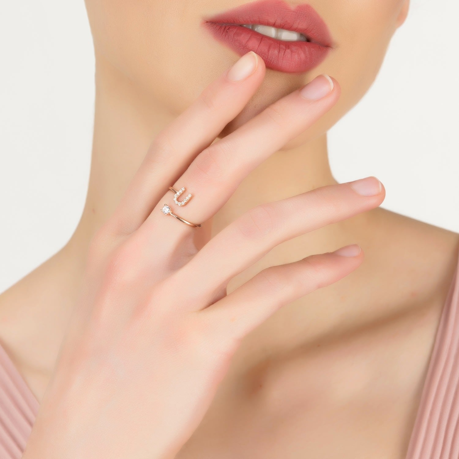 Initial Ring Rosegold U