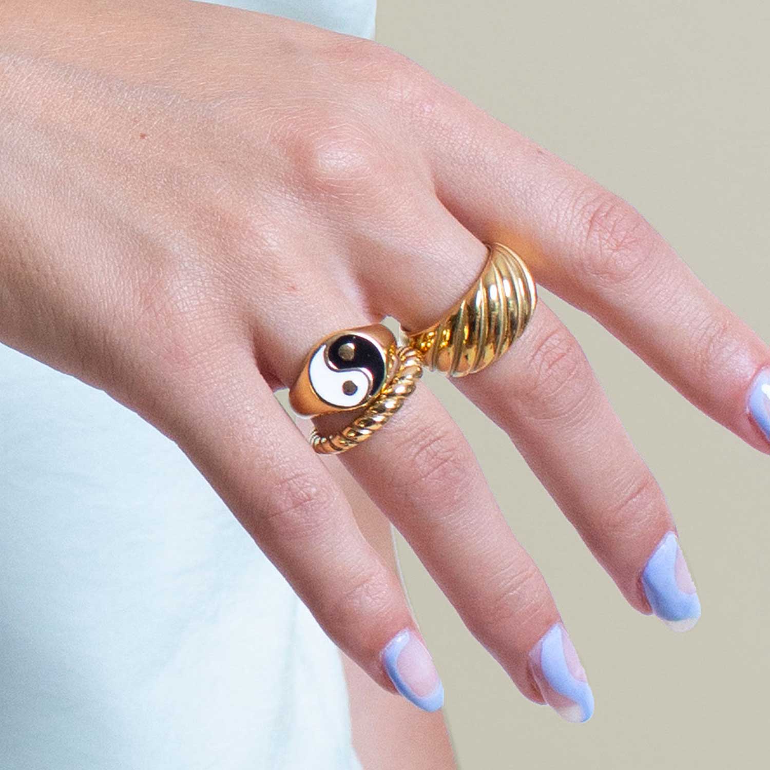 Balance Unity Harmony Yin Yang Gold Ring