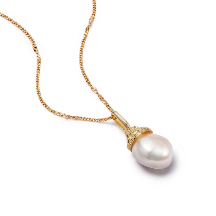 baroque-pearl-shell-necklace-18ct-gold-plated-daisy-london