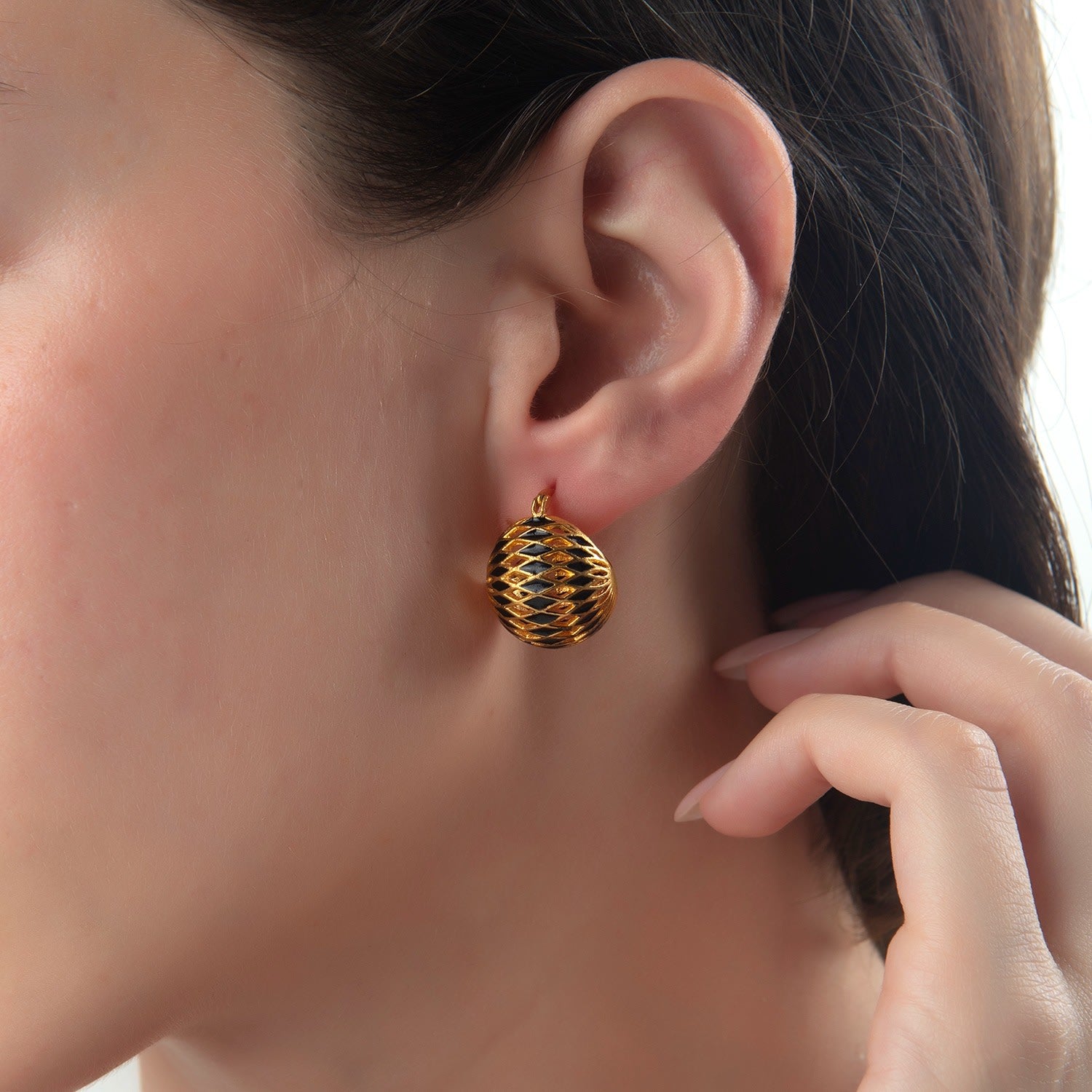 Basket Earrings - Black