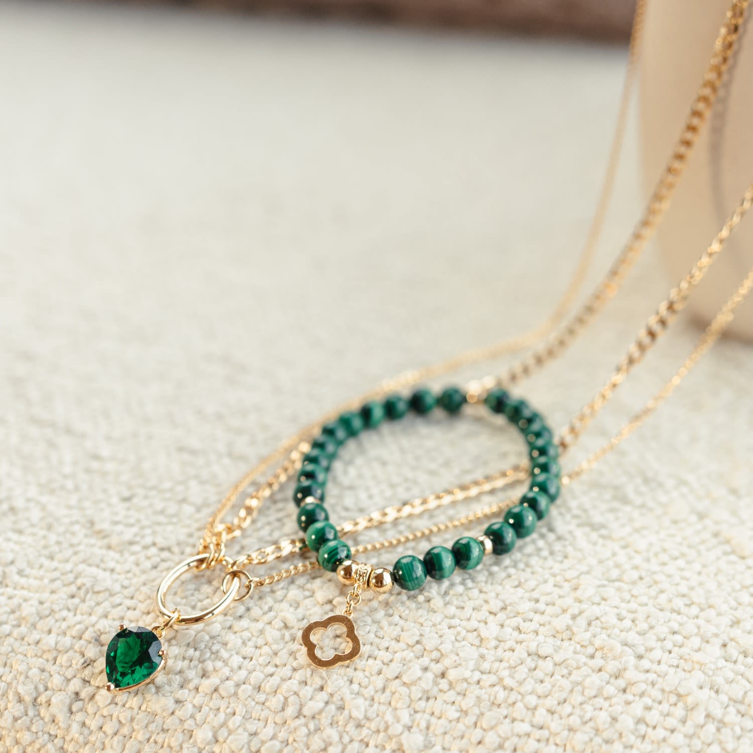 Beaded Malachite Bracelet With Clover Charm-Gold
