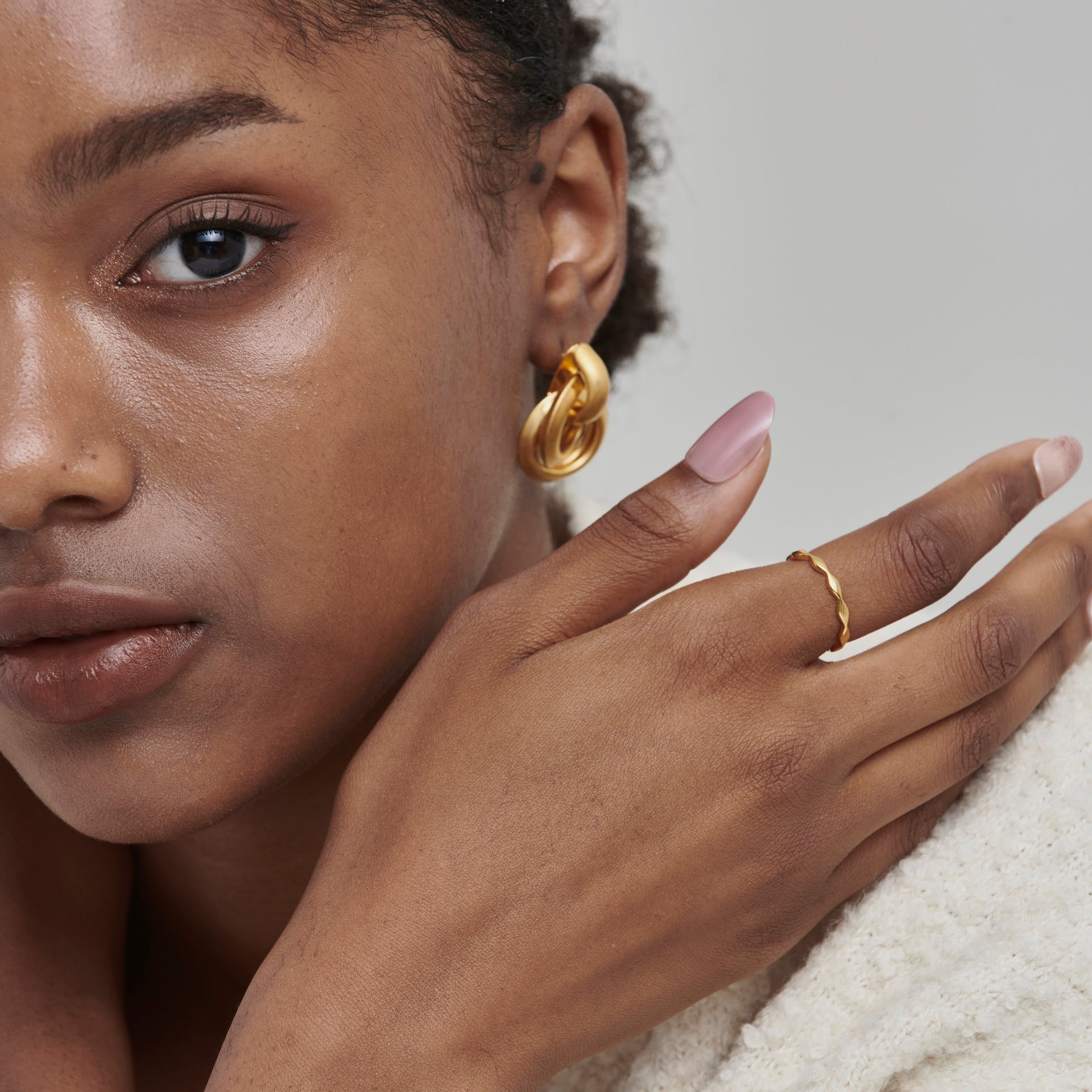 Adjustable Beaded Marquise Ring Gold