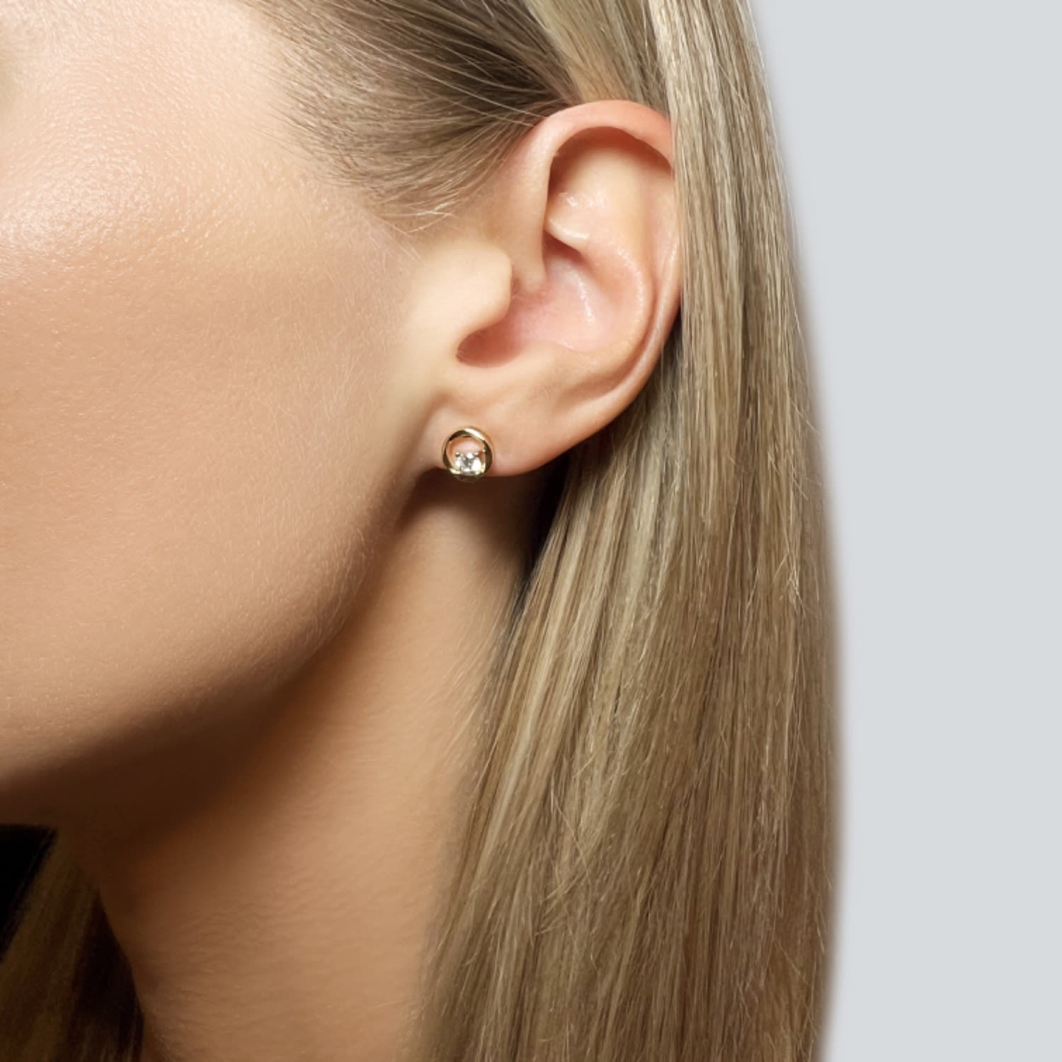 Beautiful Sterling Silver Zircon Ear Studs