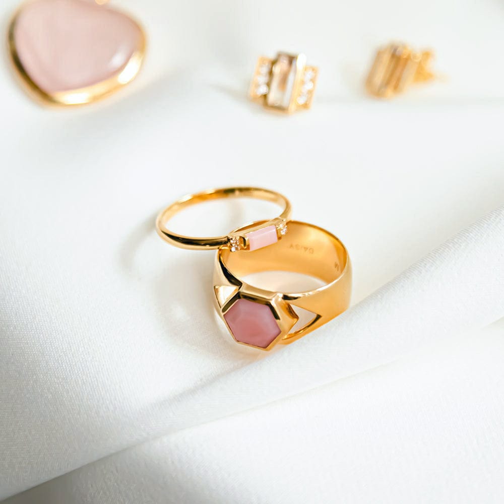 beloved-fine-pink-opal-band-ring-18ct-gold-plated-daisy-london