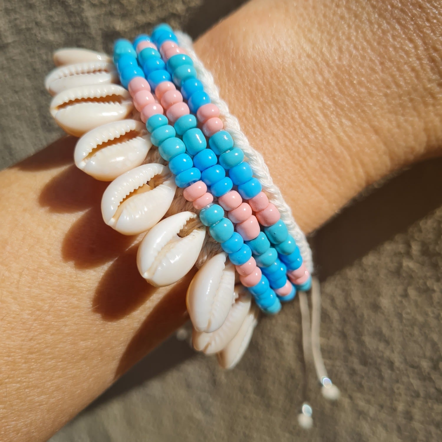 Bene Cowrie Shell & Beaded Macrame Bracelet - Sunrise