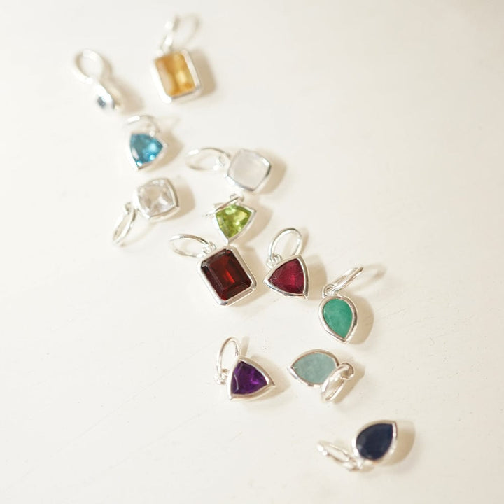 birthstone-charm-necklace-sterling-silver-daisy-london