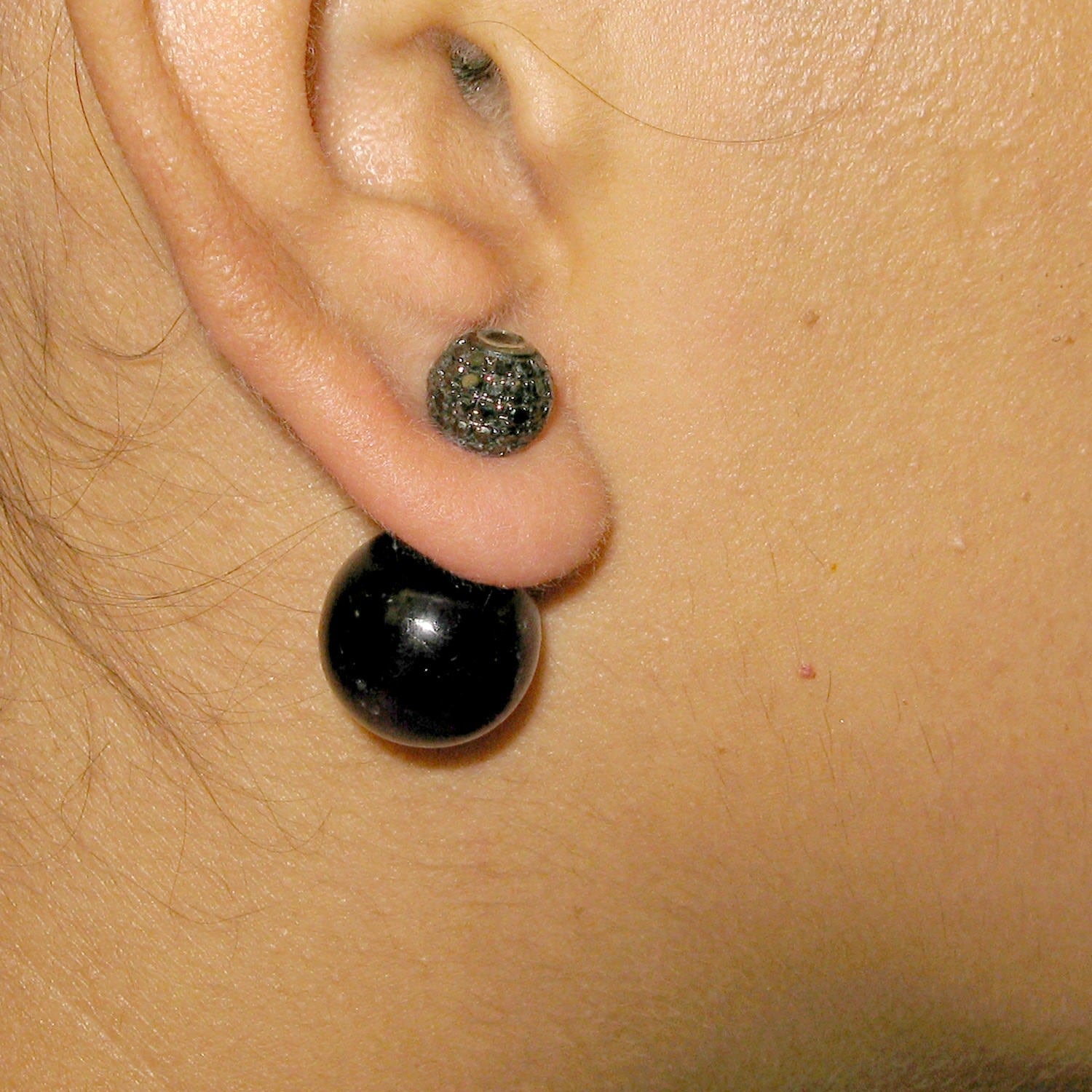 Black Diamond & Amethyst Double Side Tunnel Earrings In Yellow Gold