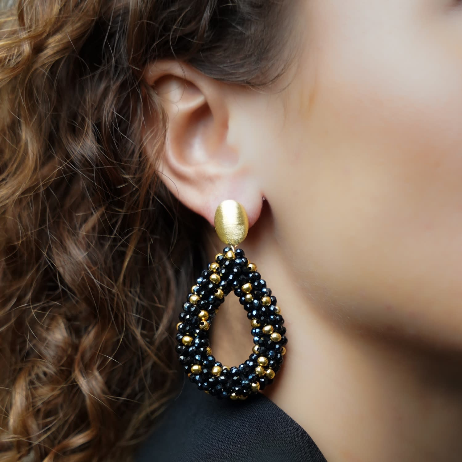 Black Earrings Berry Drop L