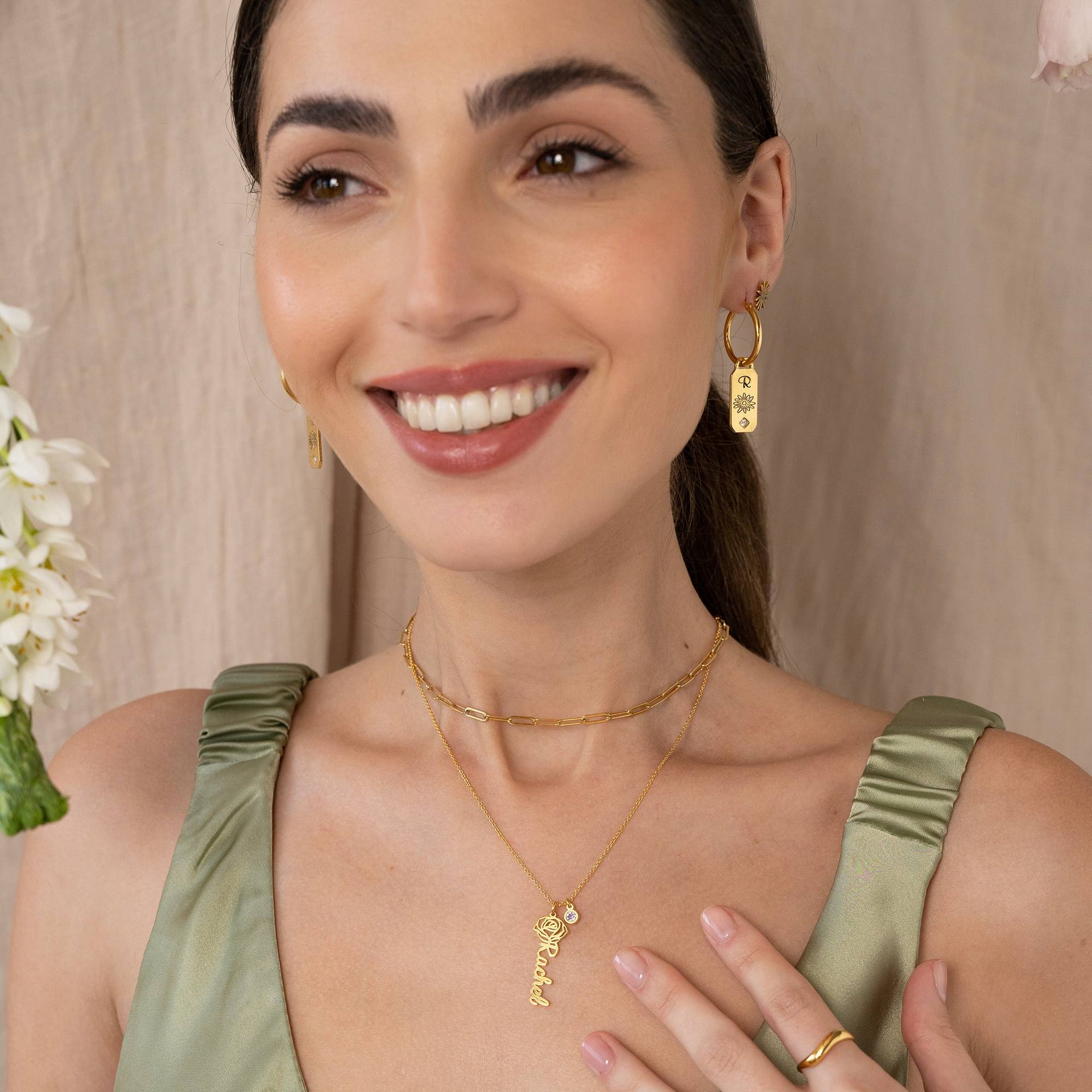 Blooming Birth Flower Name Necklace with Birthstone in 18K Gold Plating