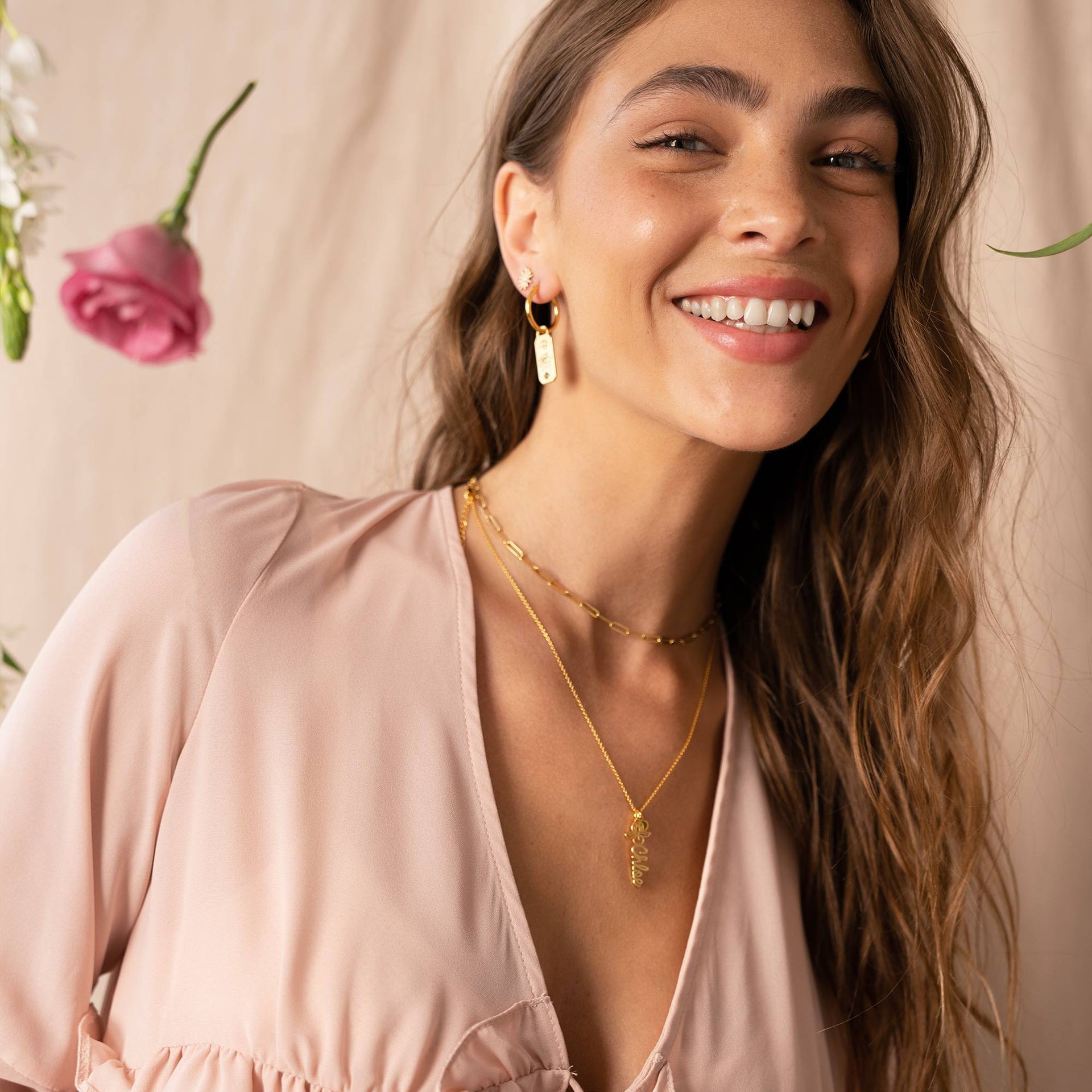 Blooming Birth Flower Name Necklace with Birthstone in 18K Gold Vermeil