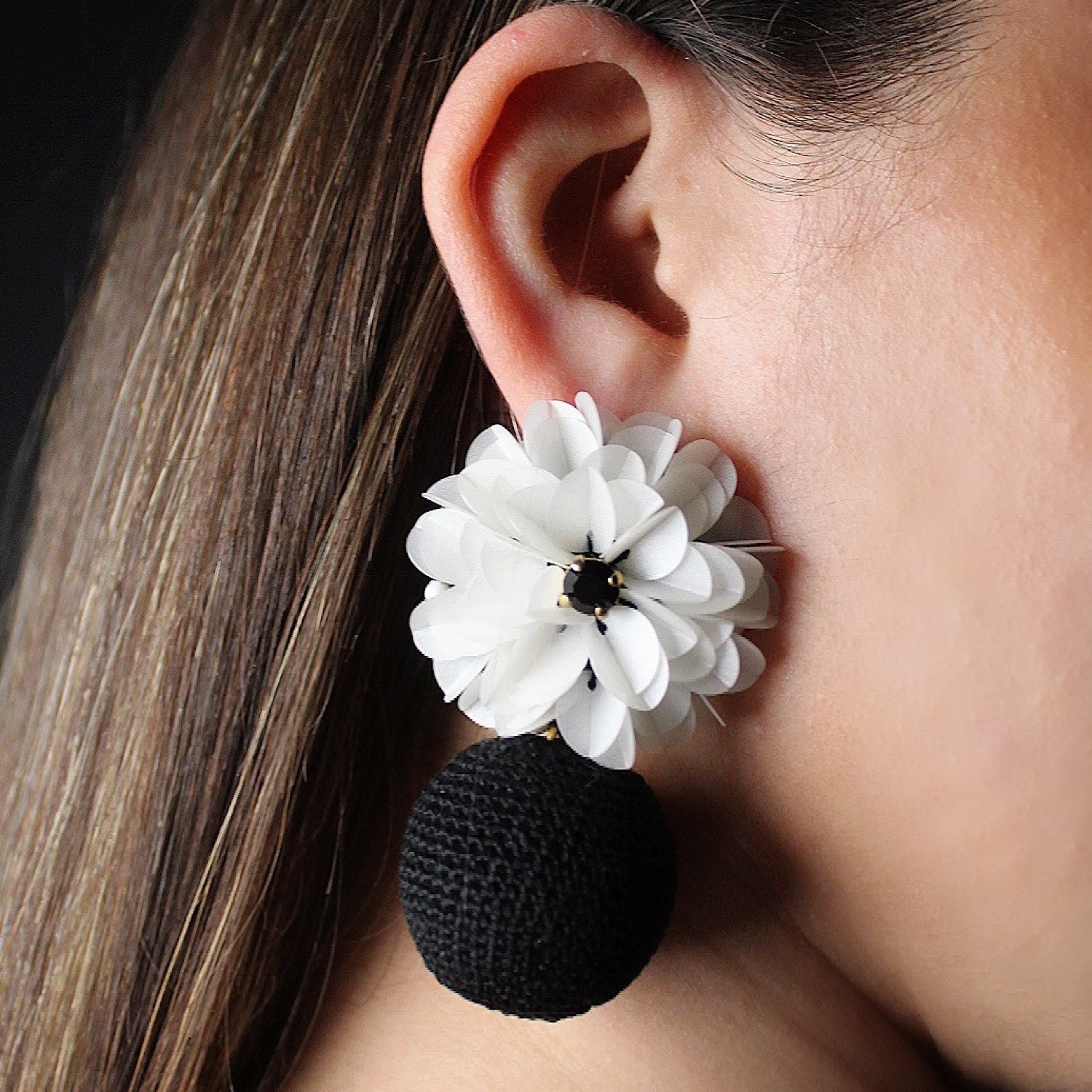 Blossom Bon Bons Black & White