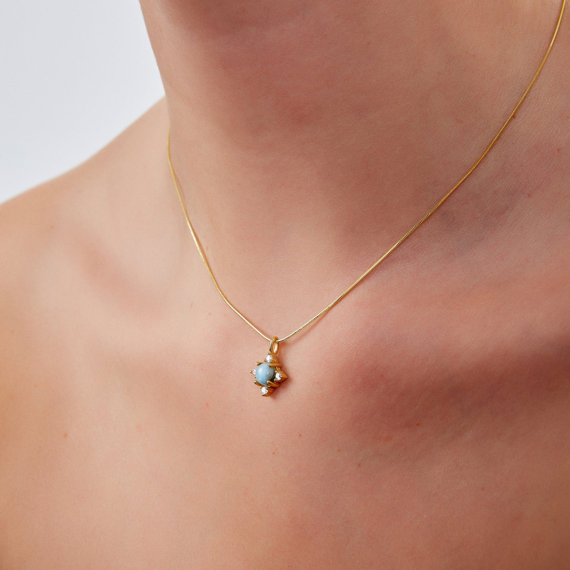 Blue Moonstone Sterling Silver Pendant Necklace With Fine Italian Chain