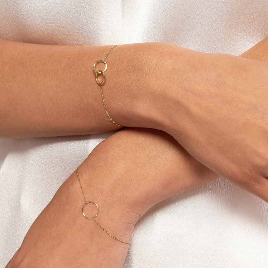 Interlocking Circles Chain Bracelet
