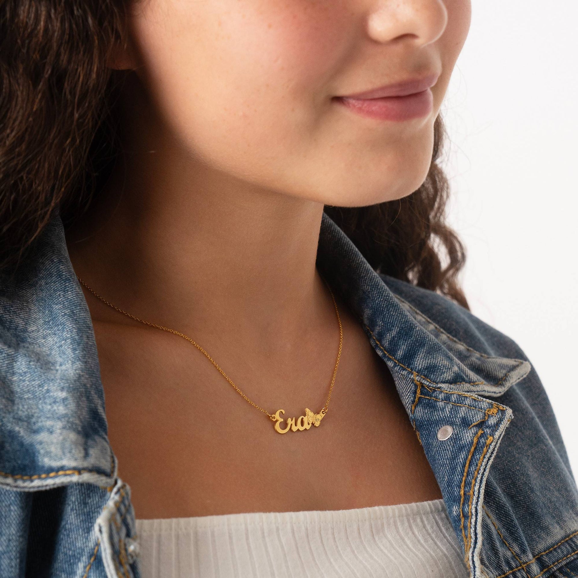 Butterfly Name Necklace in 18k Gold Vermeil