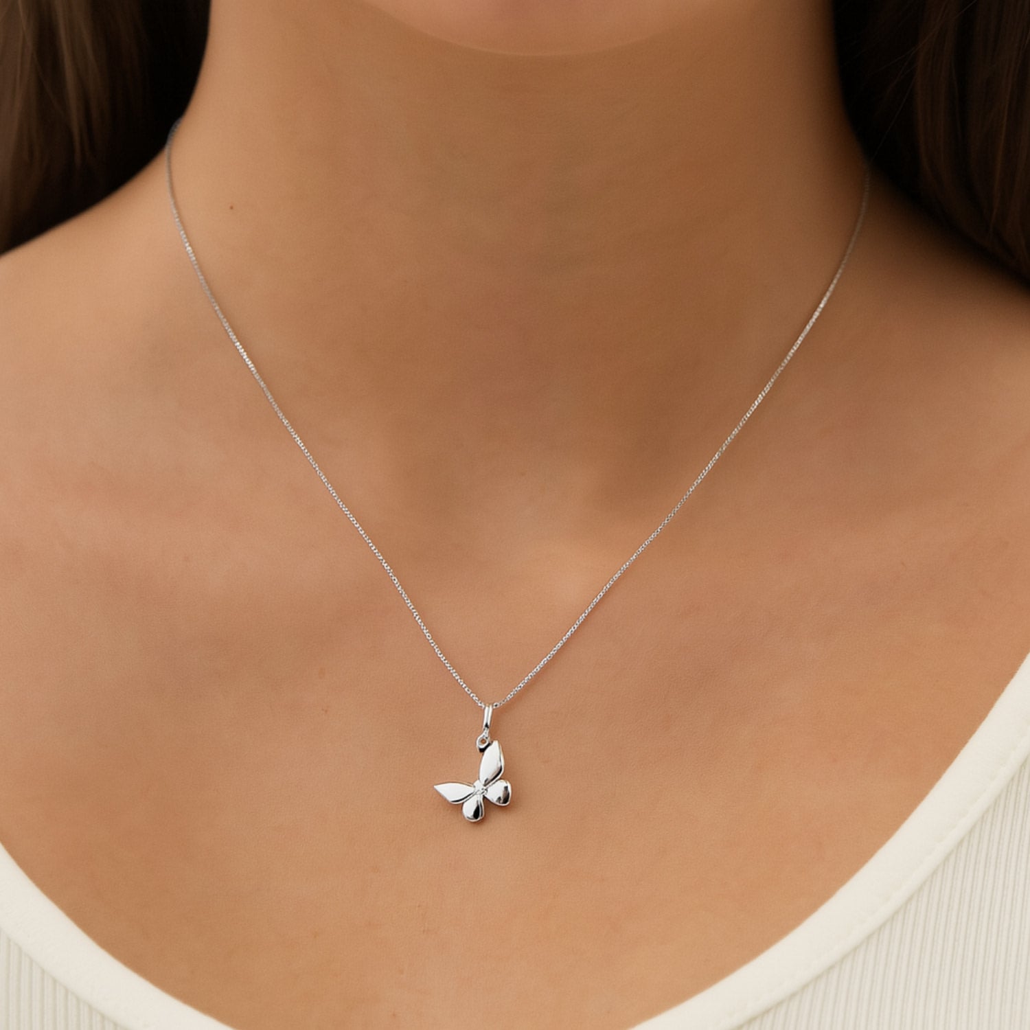 Butterfly Necklace In Sterling Silver Unaloe
