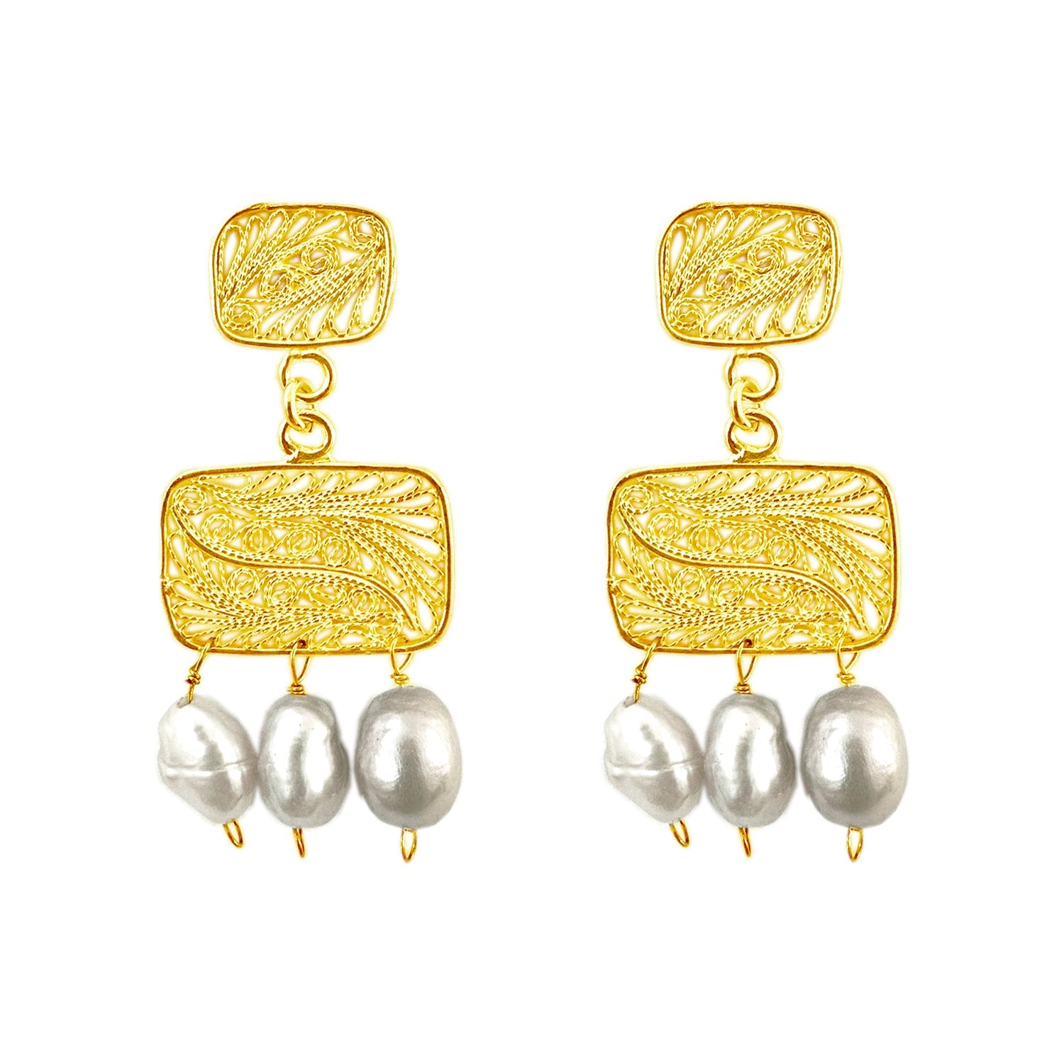 Candelita Three Pearl Golden Earrings