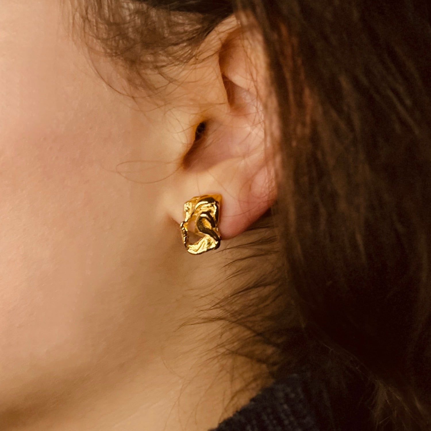 Carrara Stud Earrings - Gold
