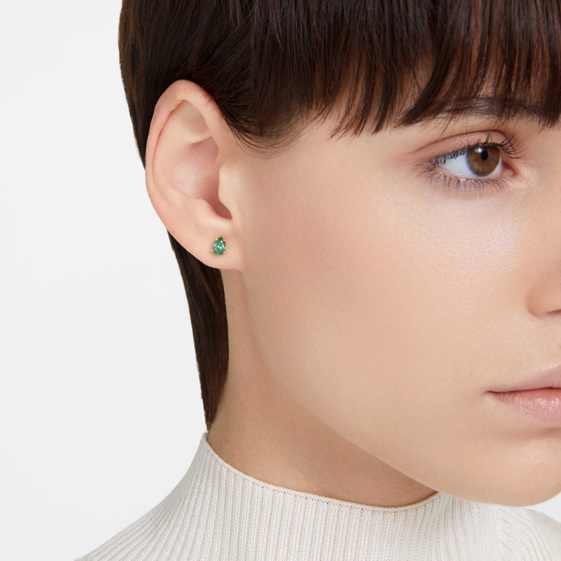 CHROMA STUD EARRINGS PEAR CUT GREEN GOLD TONE PLATED