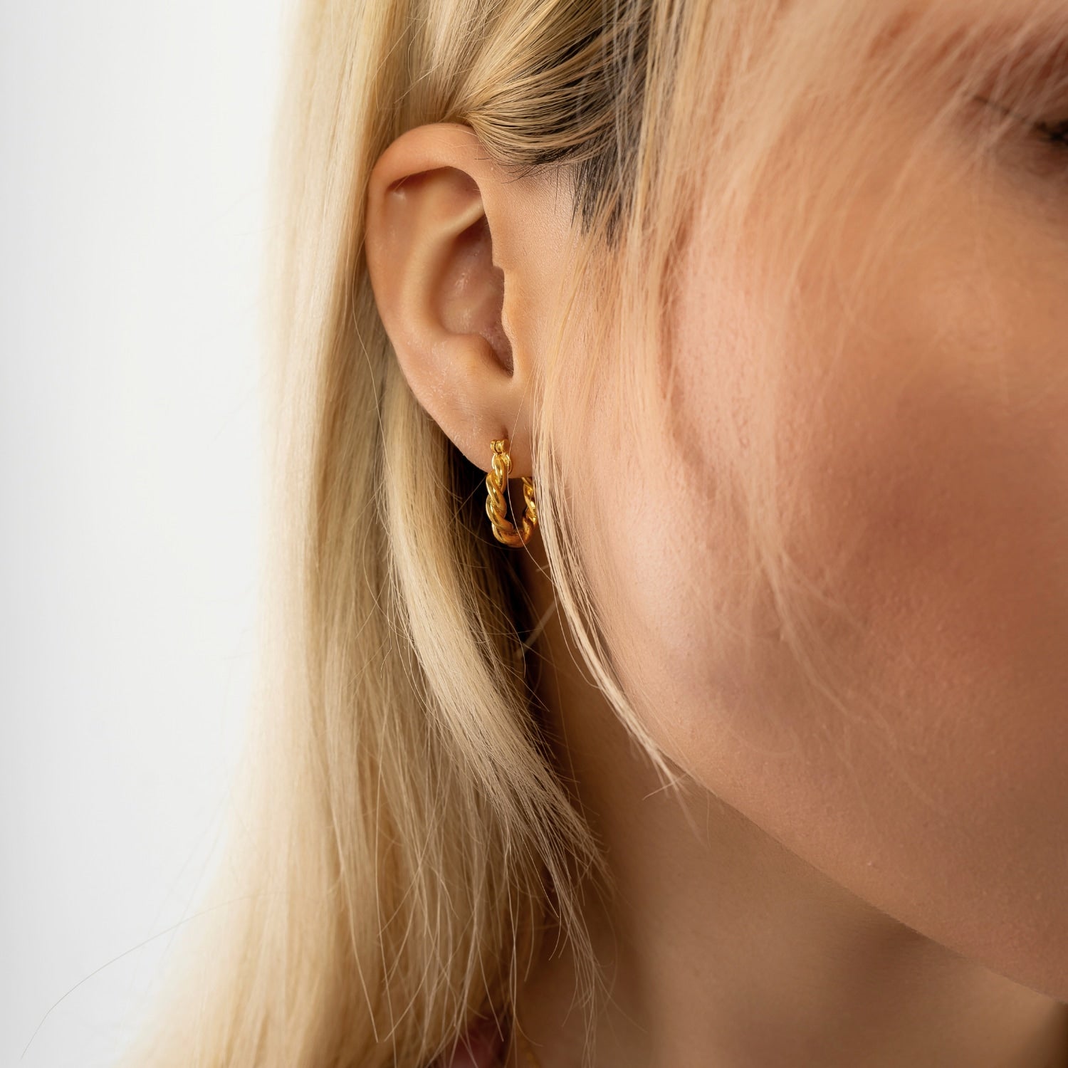 Chunky Twisted Gold Hoop Earrings