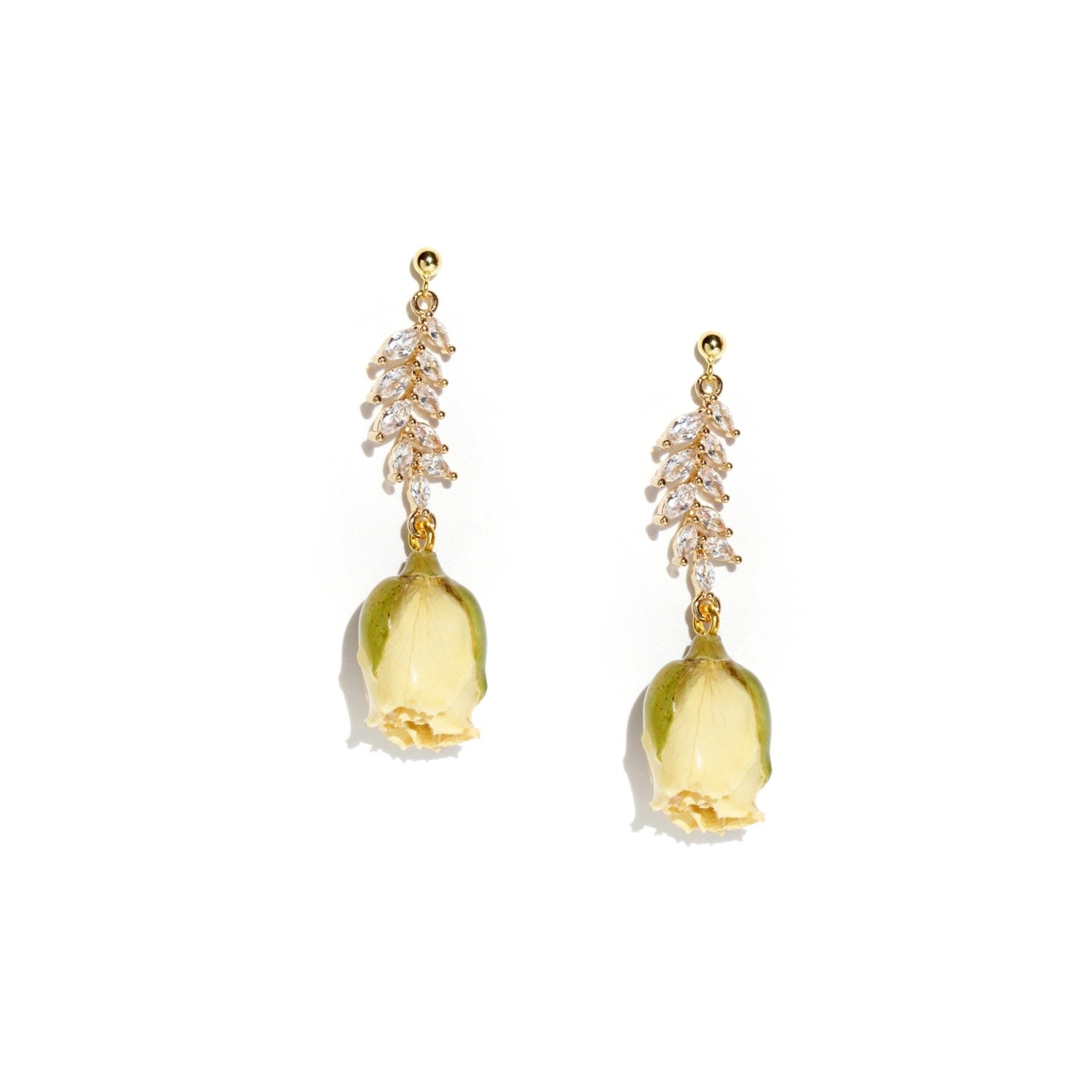 Real Flower Rosa Brillante Rosebud Drop Earrings With Crystal Leaves - Cream