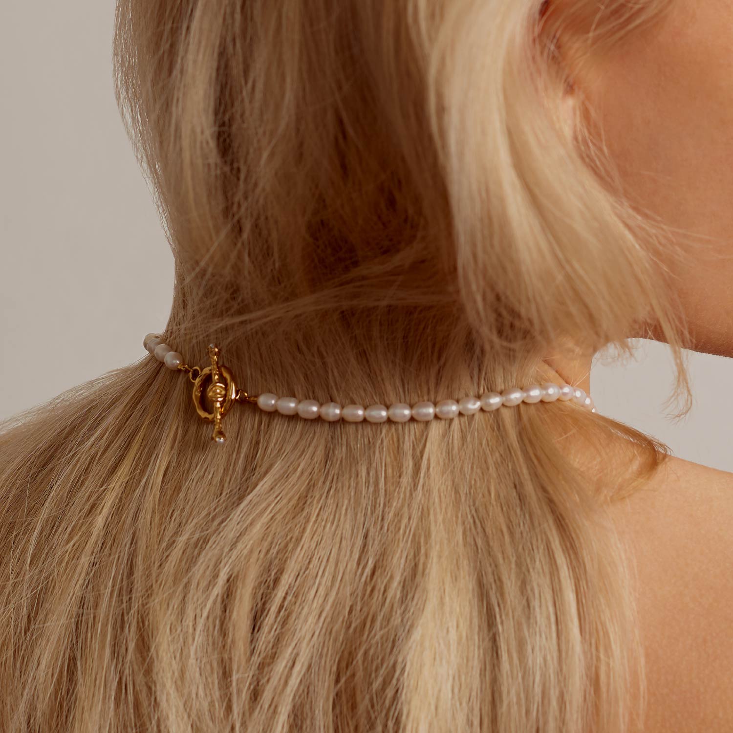 Ondaluz - Classic Pearl Necklace Gold