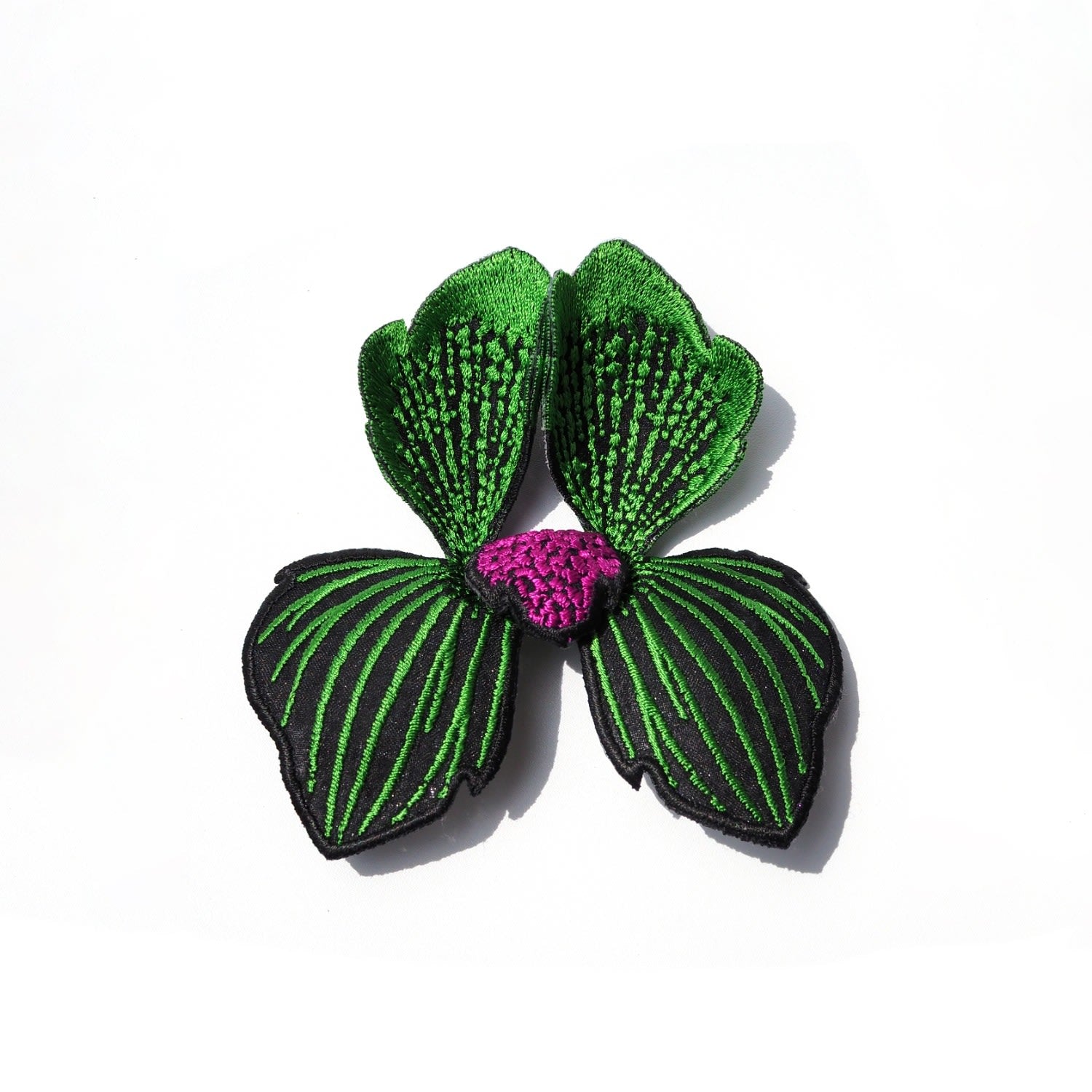 Click Flora Embroider Earrings - Green