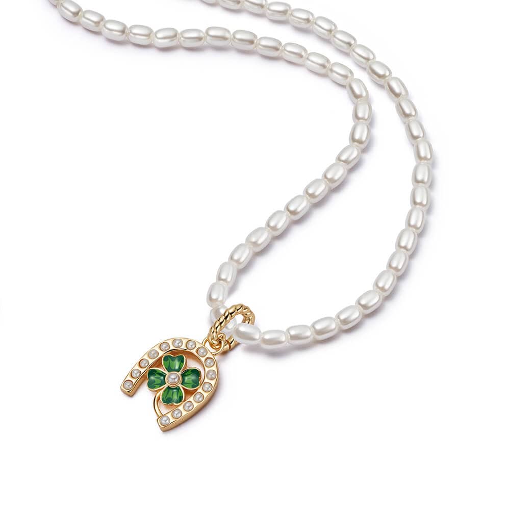 shrimps-clover-charm-pearl-necklace-18ct-gold-plated-daisy-london