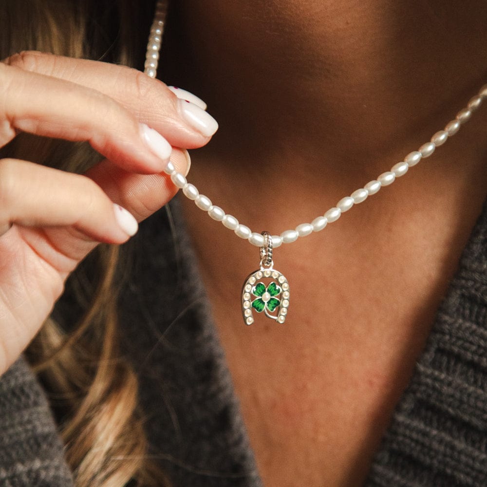 shrimps-clover-charm-pearl-necklace-sterling-silver-daisy-london