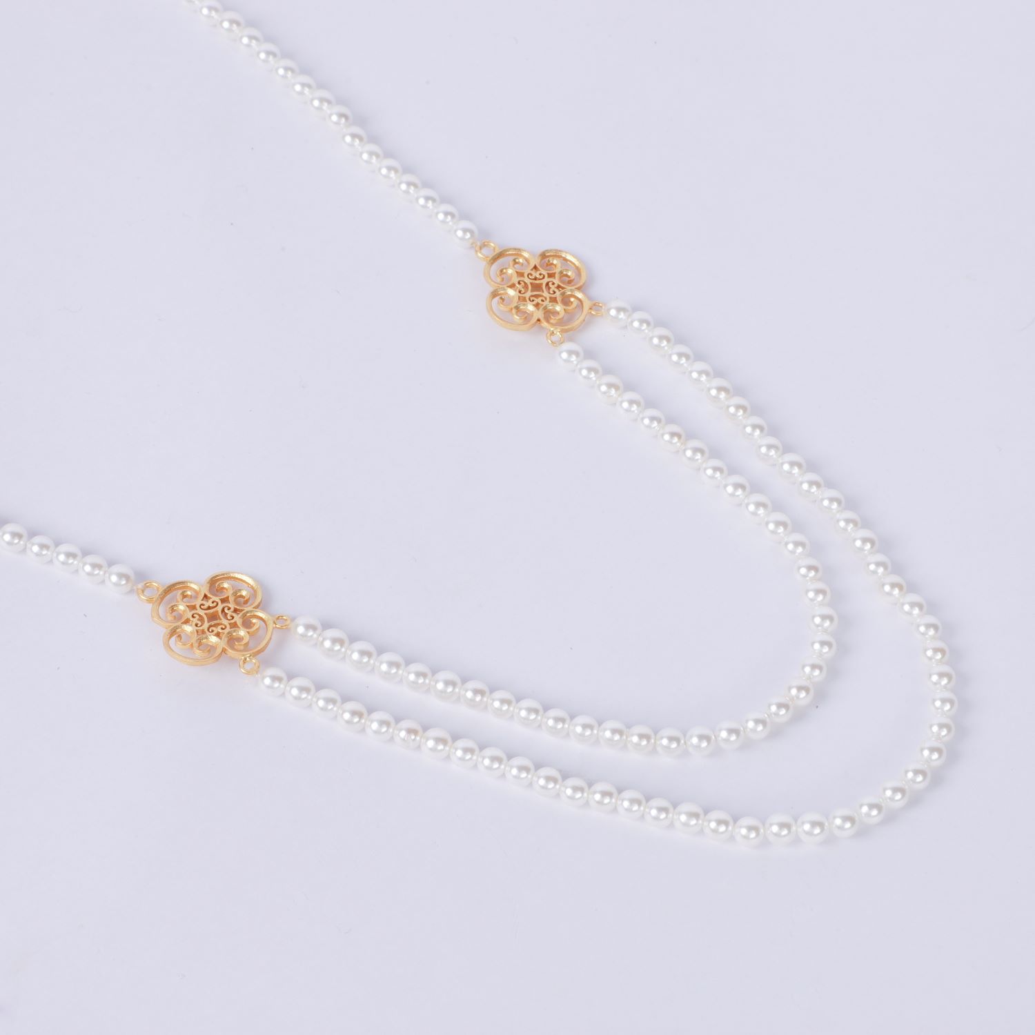 Clover Long Pearl Statement Necklace 25"