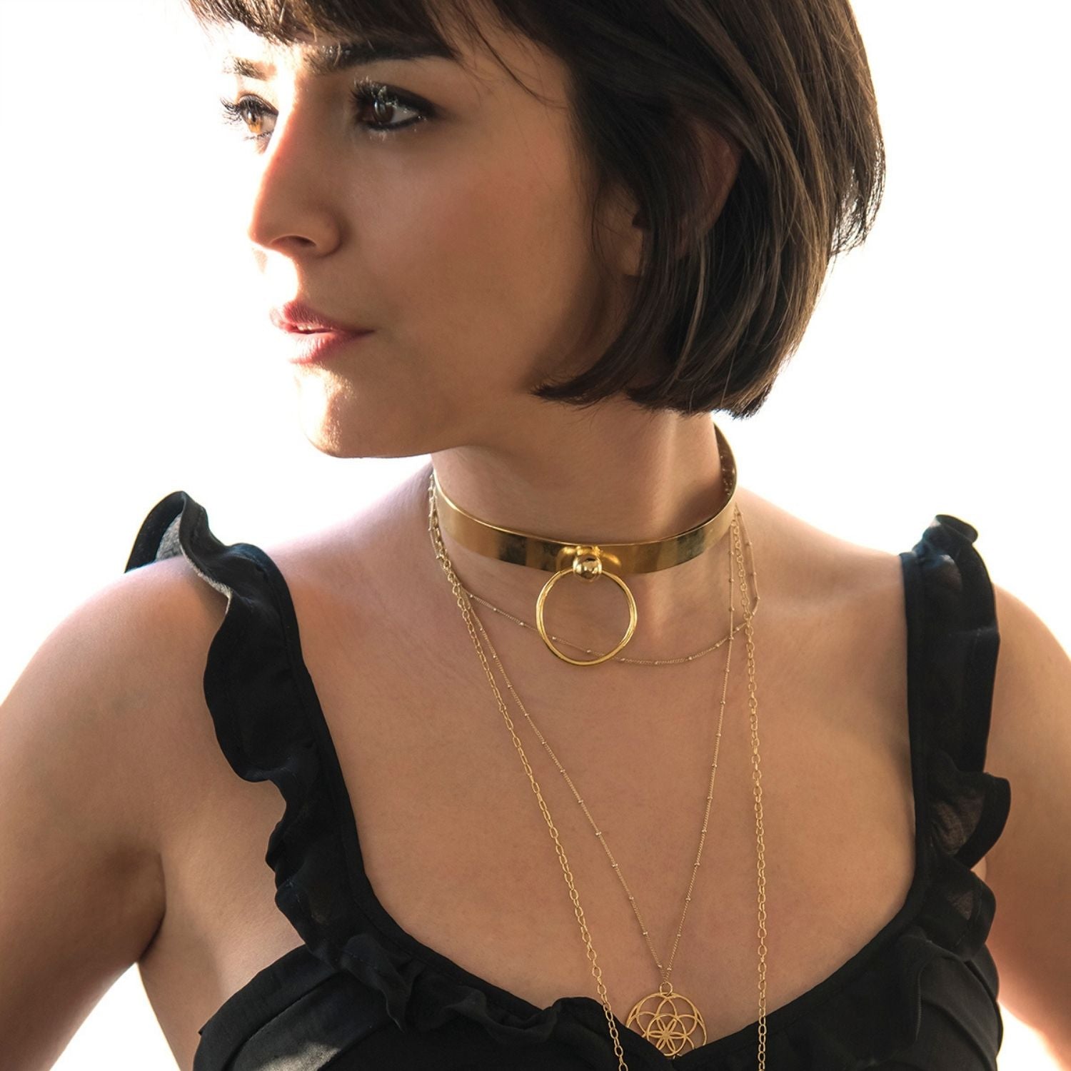 Collar - Discreet Collar Necklace