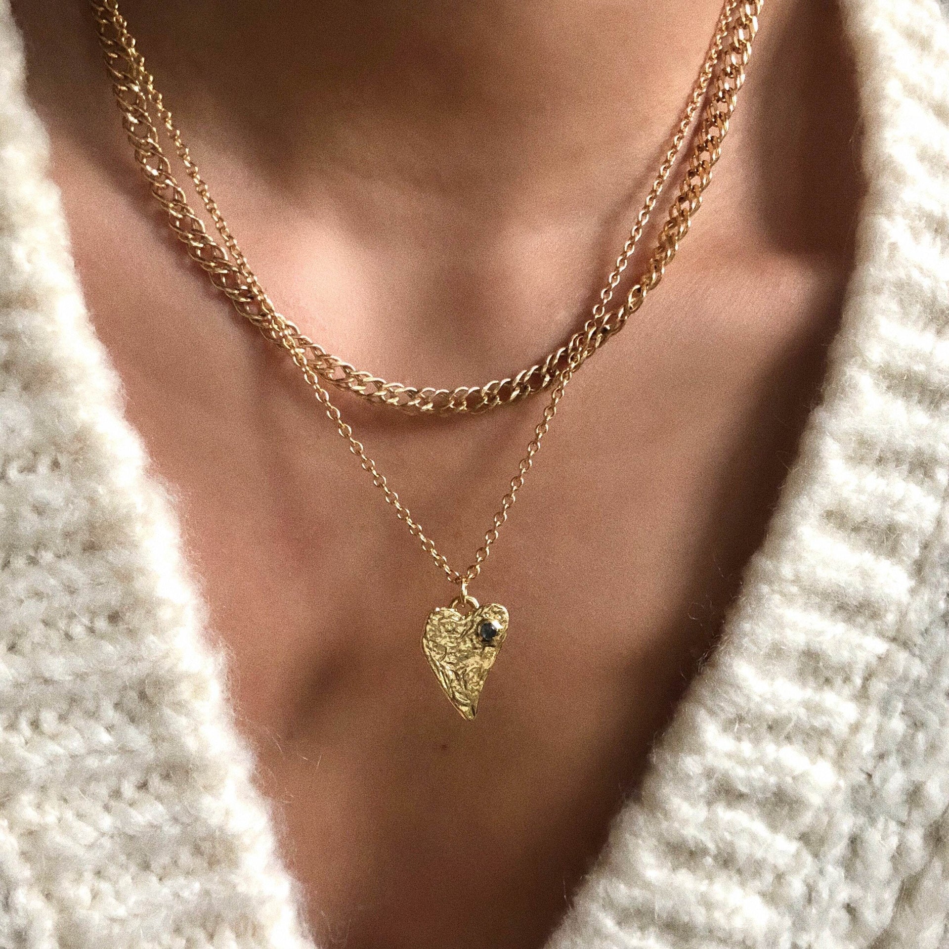 Amour Necklace