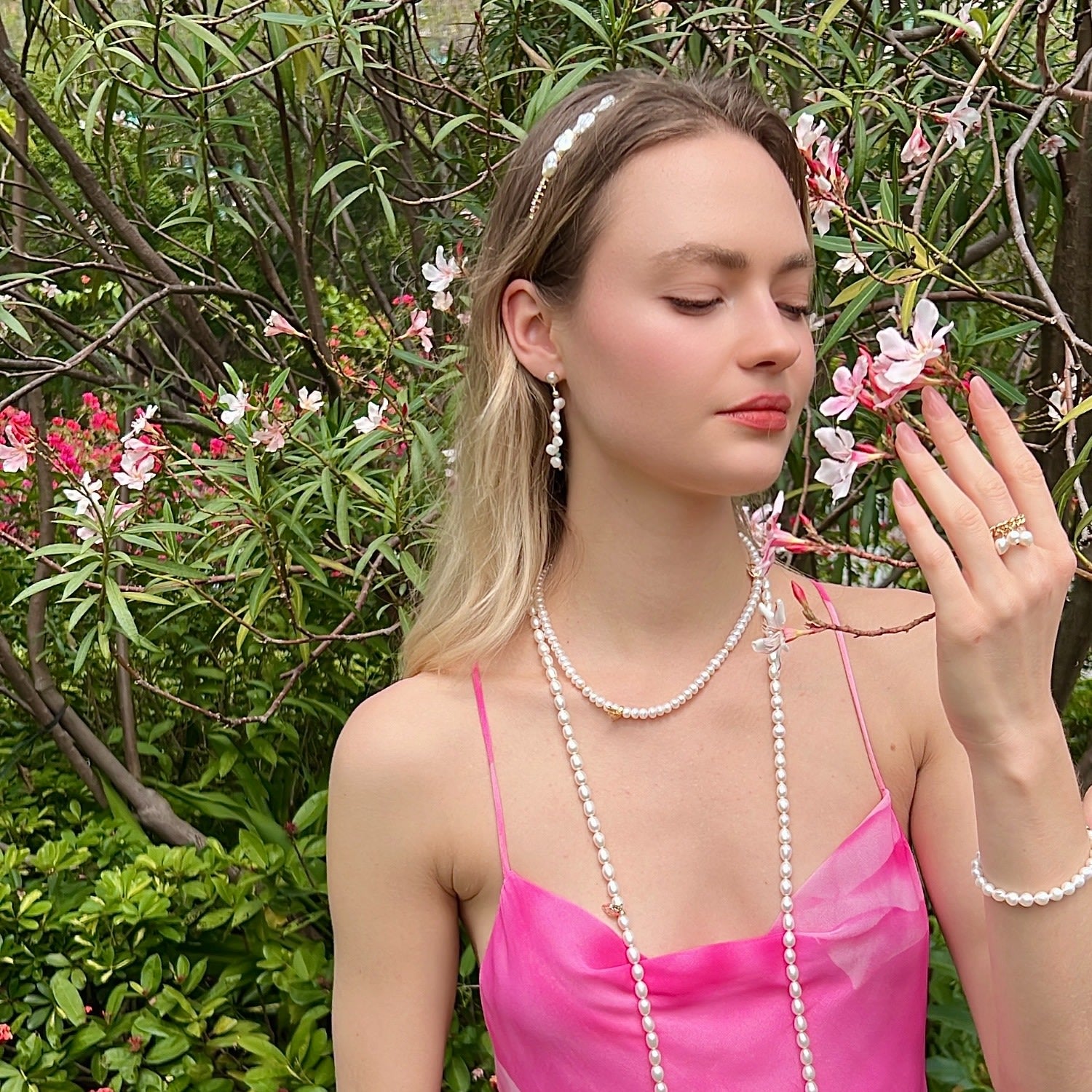 Contemporary Freshwater Pearls With Butterfly Knot Necklace