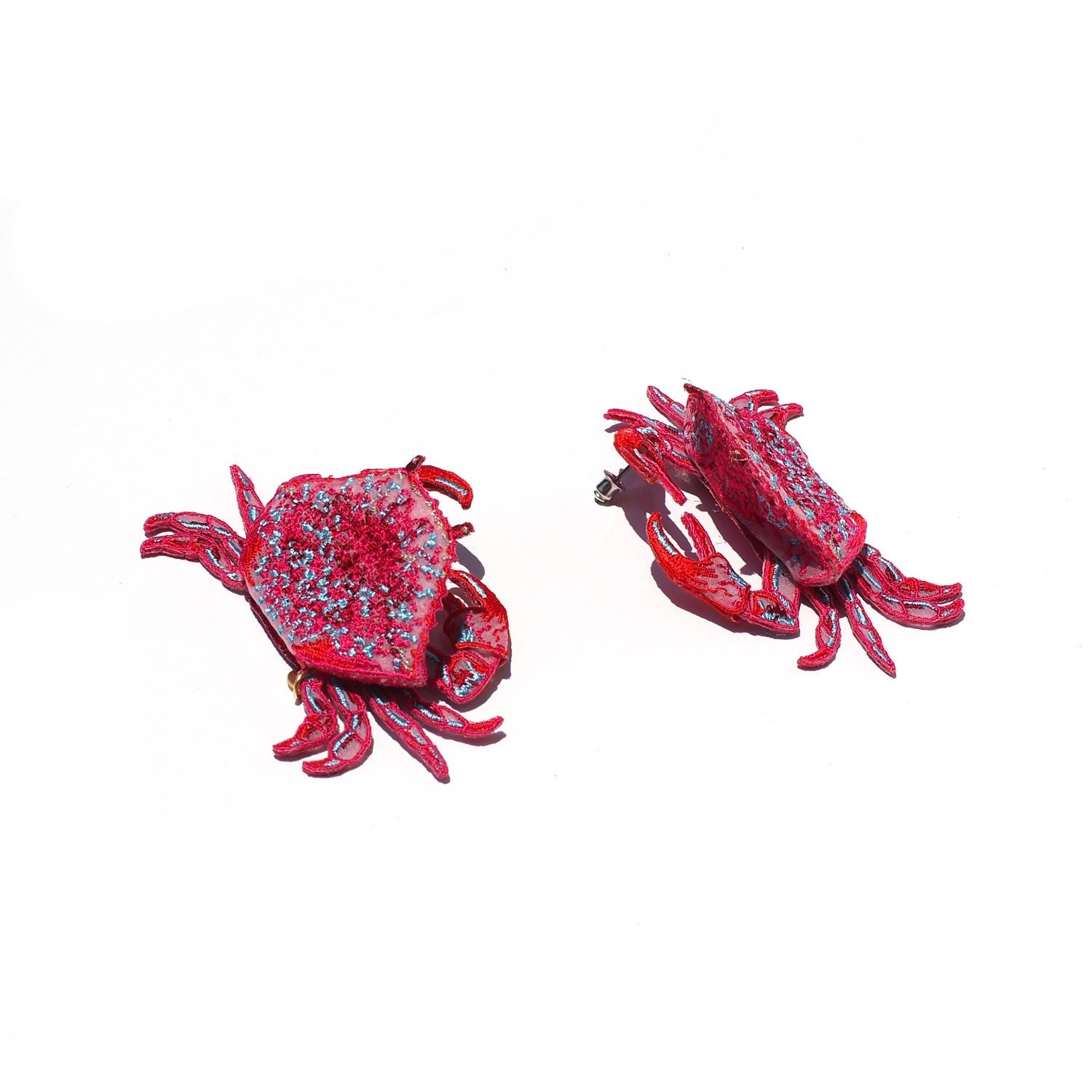 Crab Embroidery Earrings - Red