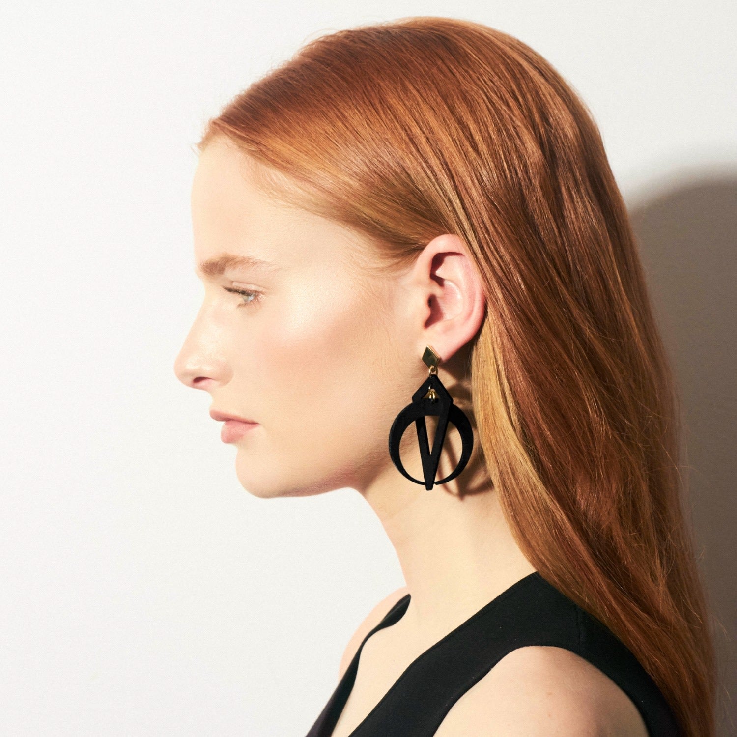 Crescent Hoops - Black