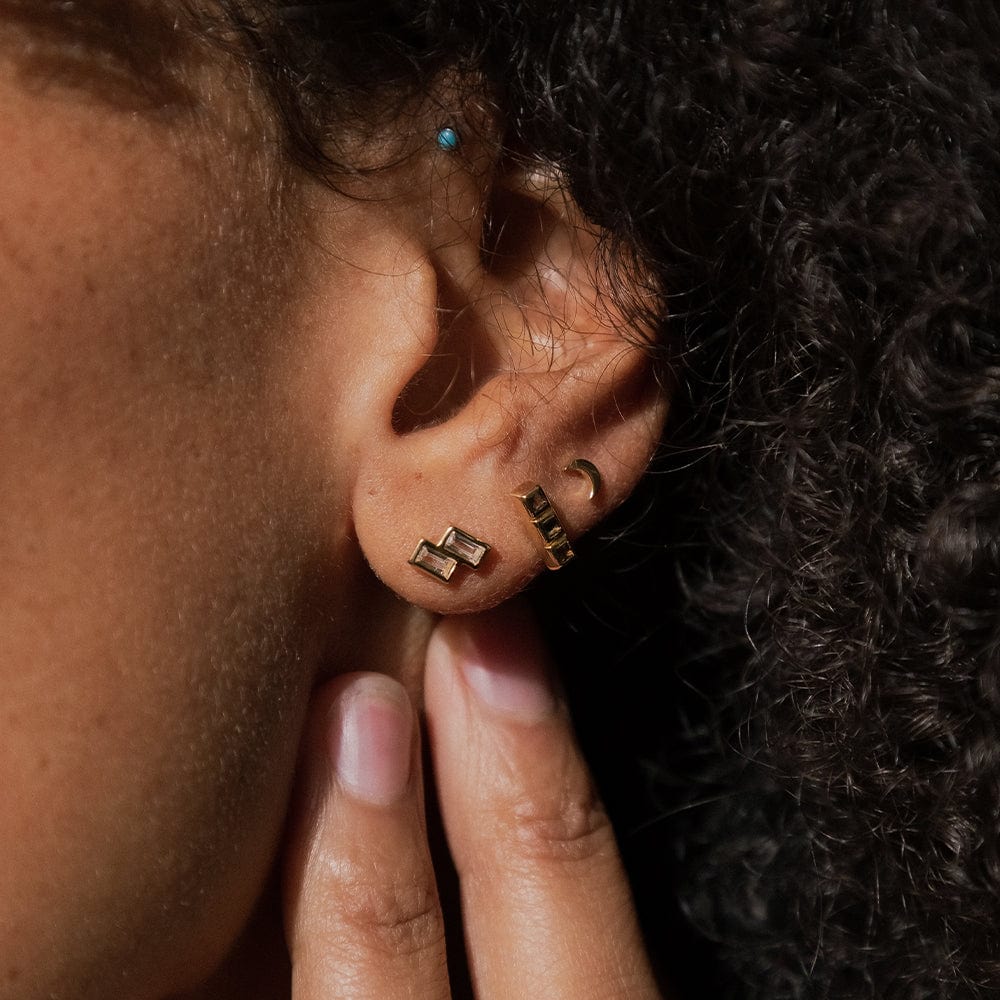 crescent-moon-stud-earrings-18ct-gold-plated-daisy-london