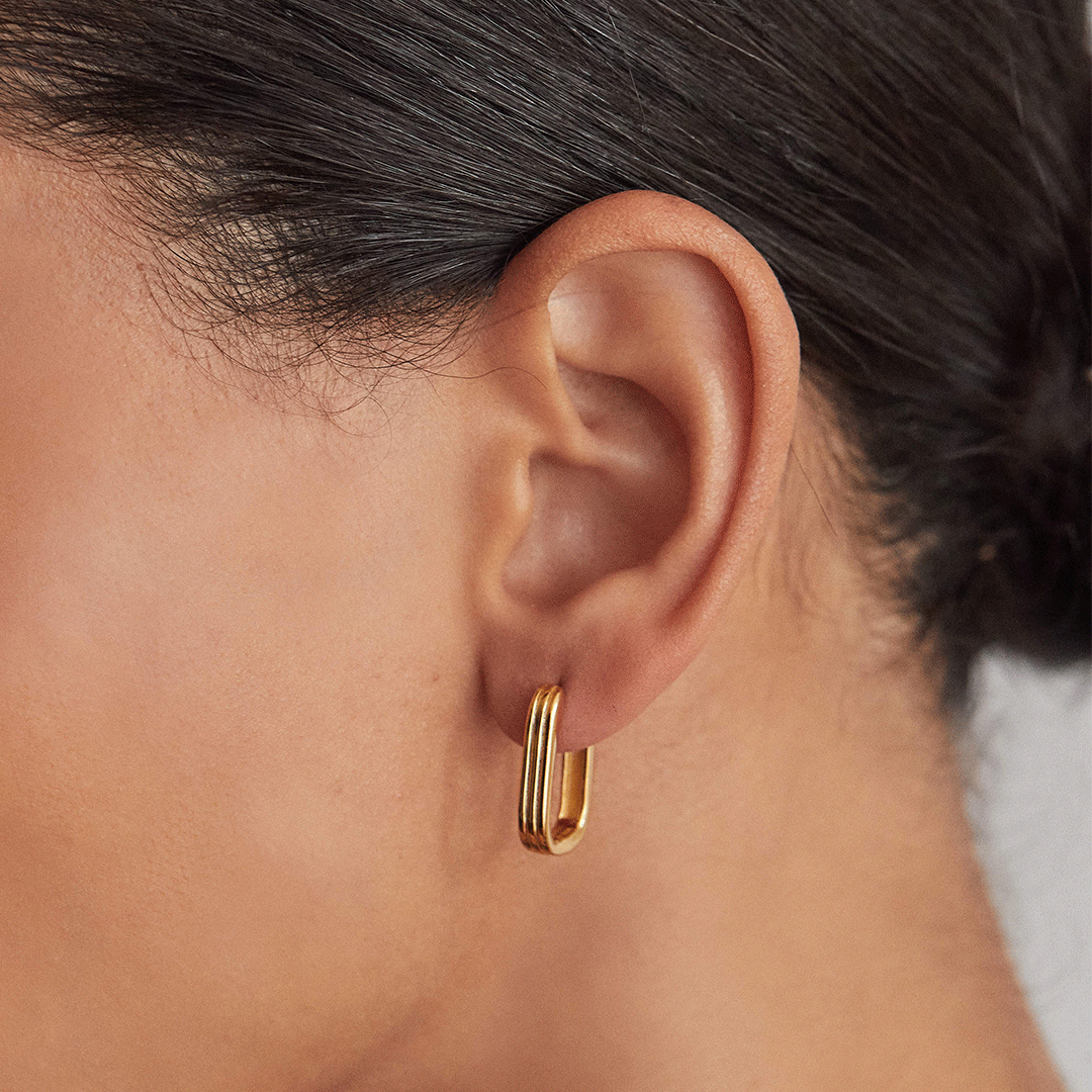 Gold Ribbed Hoop Earrings