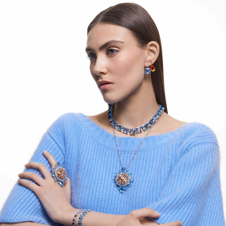 curiosa-pendant-and-brooch-swarovski