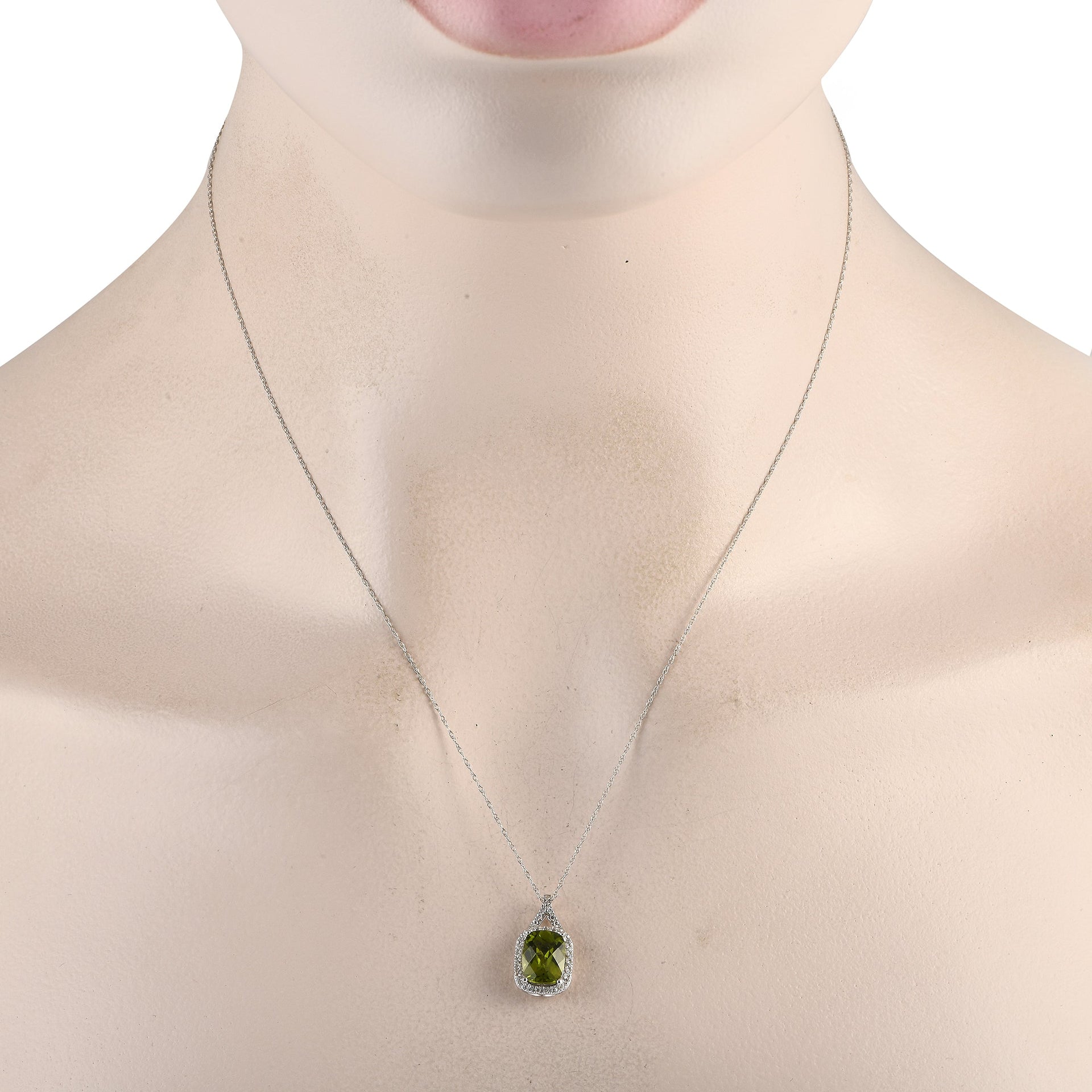 LB Exclusive 14K White Gold 0.13ct Diamond and Peridot Pendant Necklace PD4-15472WPE