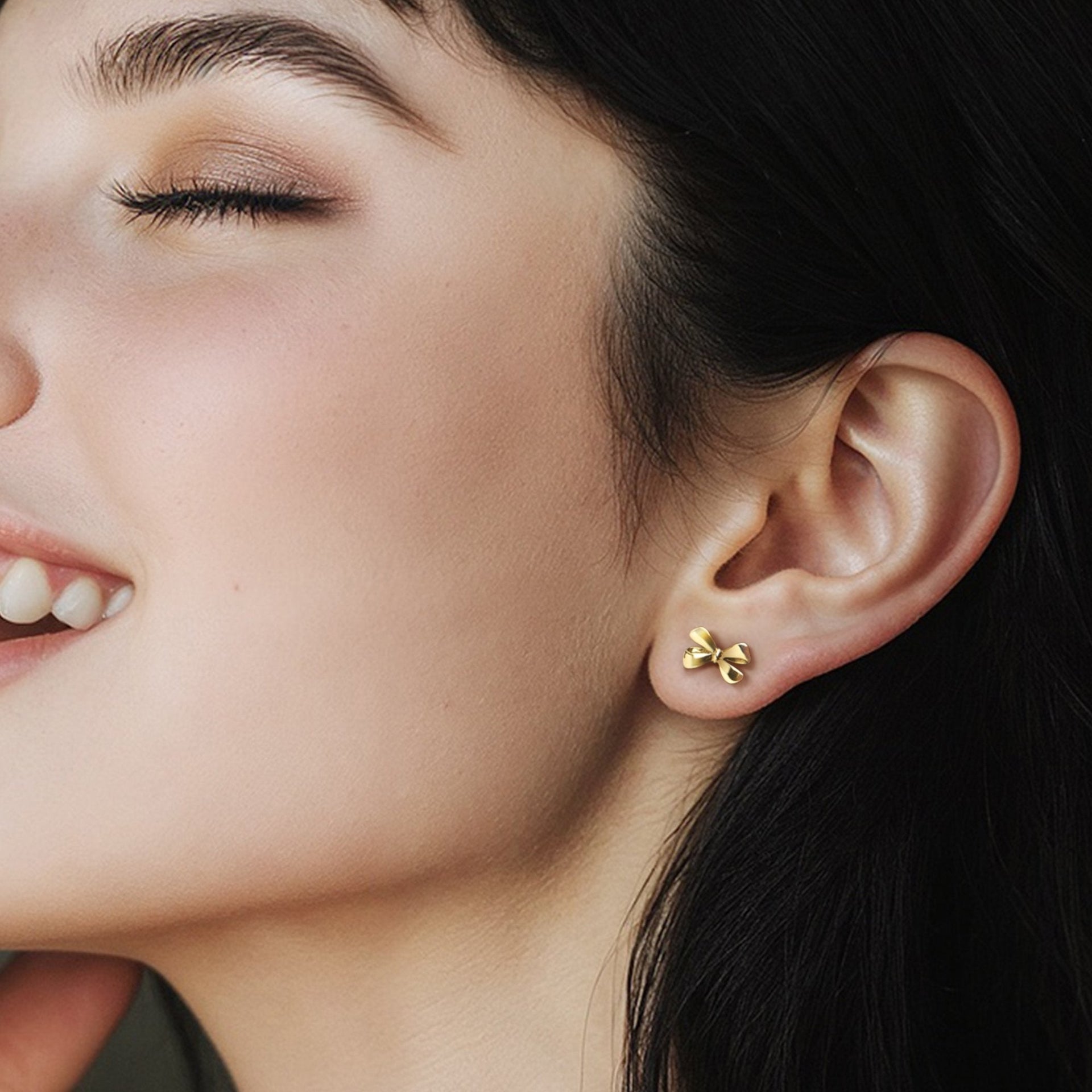 Canaria Fine Jewelry 10kt Yellow Gold Bow Single Flat-back Stud Earring