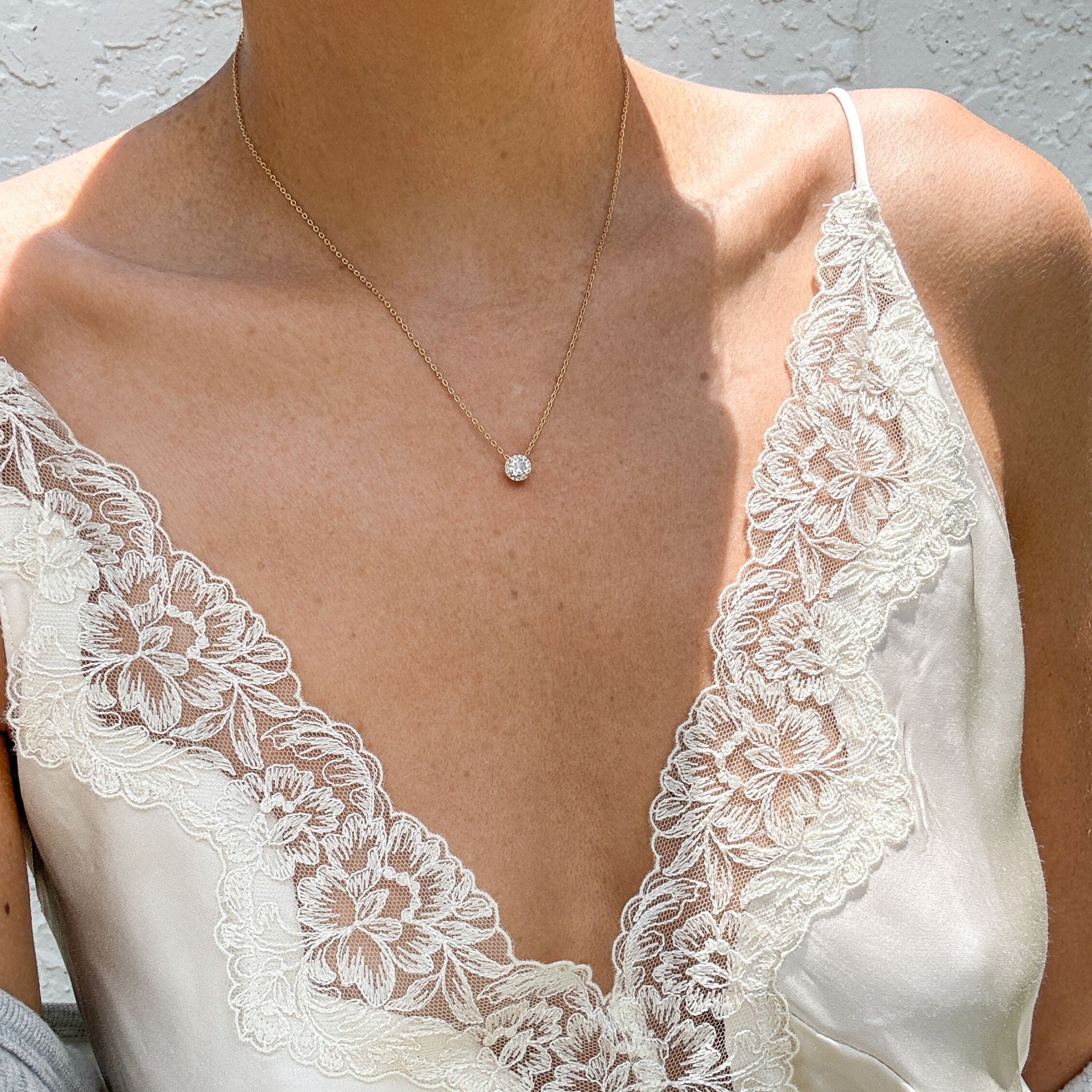 Adornia Swarovski Crystal Halo Necklace gold