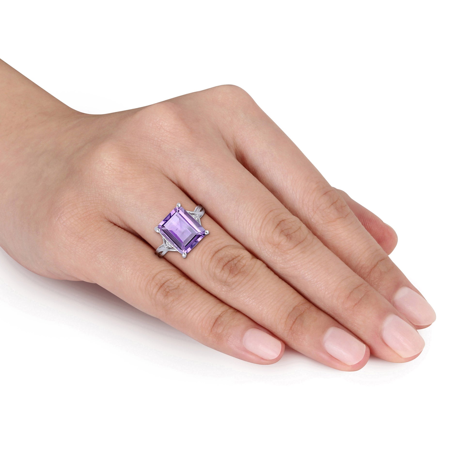 Mimi & Max 5 7/8 CT TGW Emerald Cut Amethyst White Topaz Ring in Sterling Silver